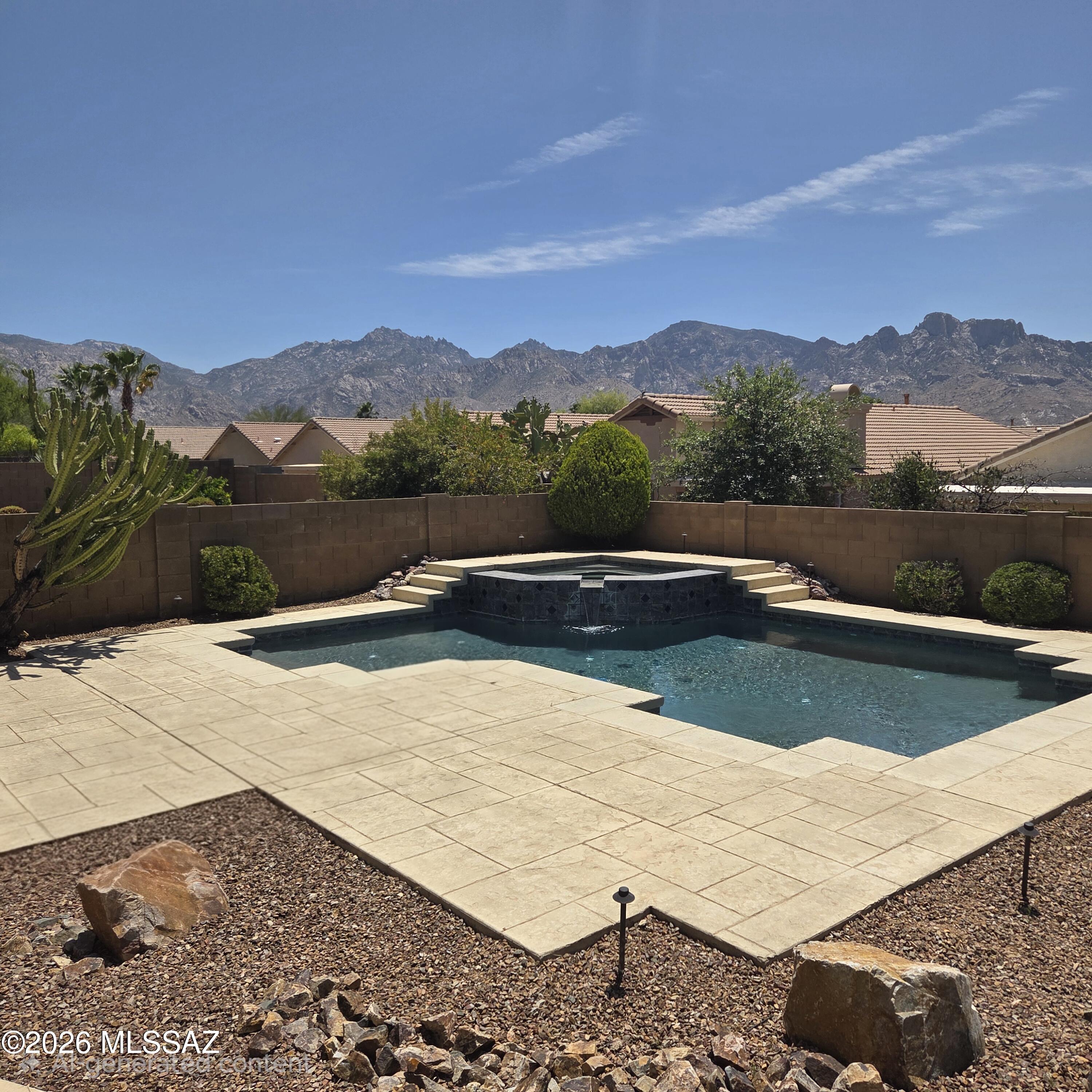 2196 E Rio Vistoso Lane