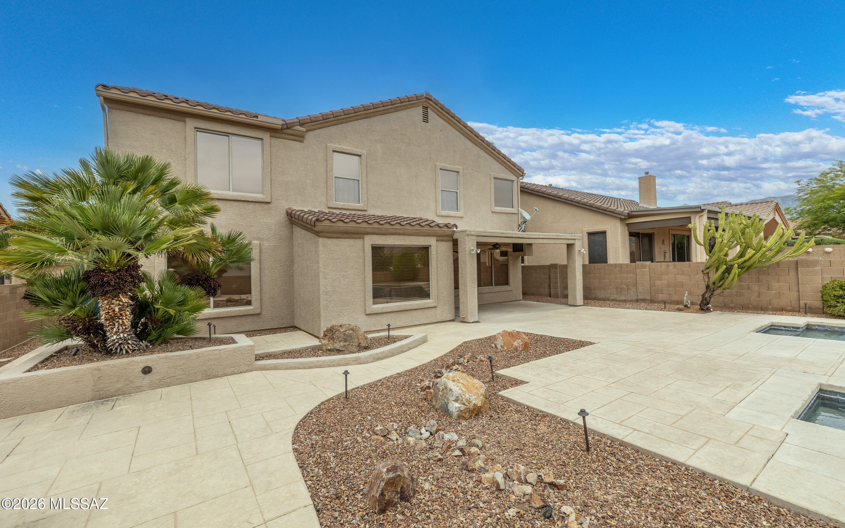 2196 E Rio Vistoso Lane