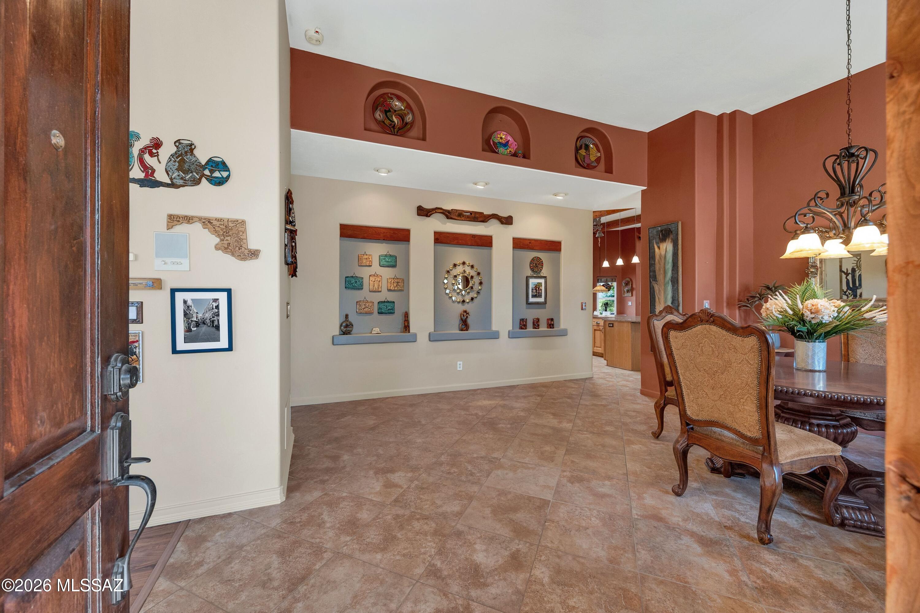 2210 N Arbor Vista Drive