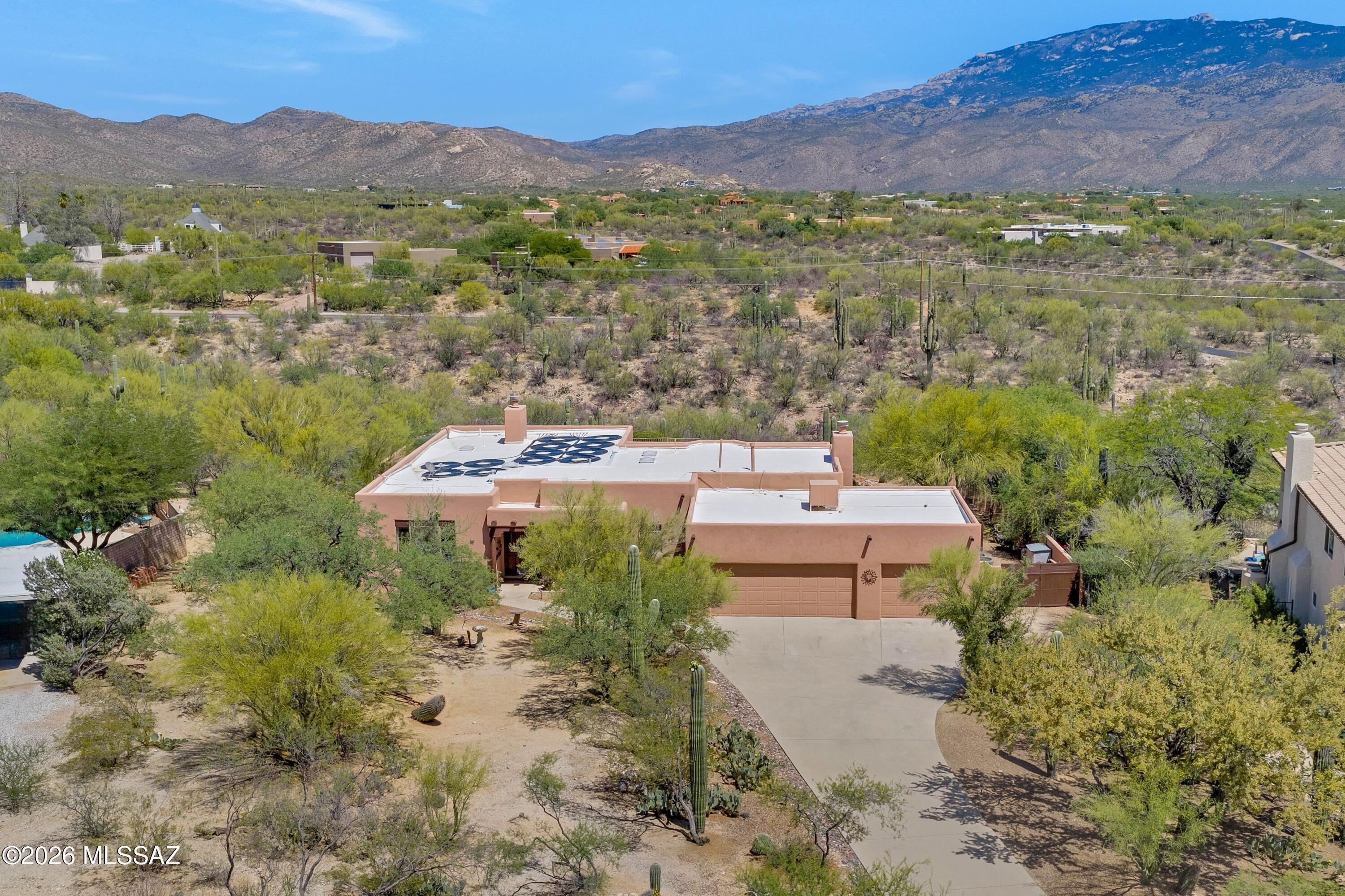 2210 N Arbor Vista Drive