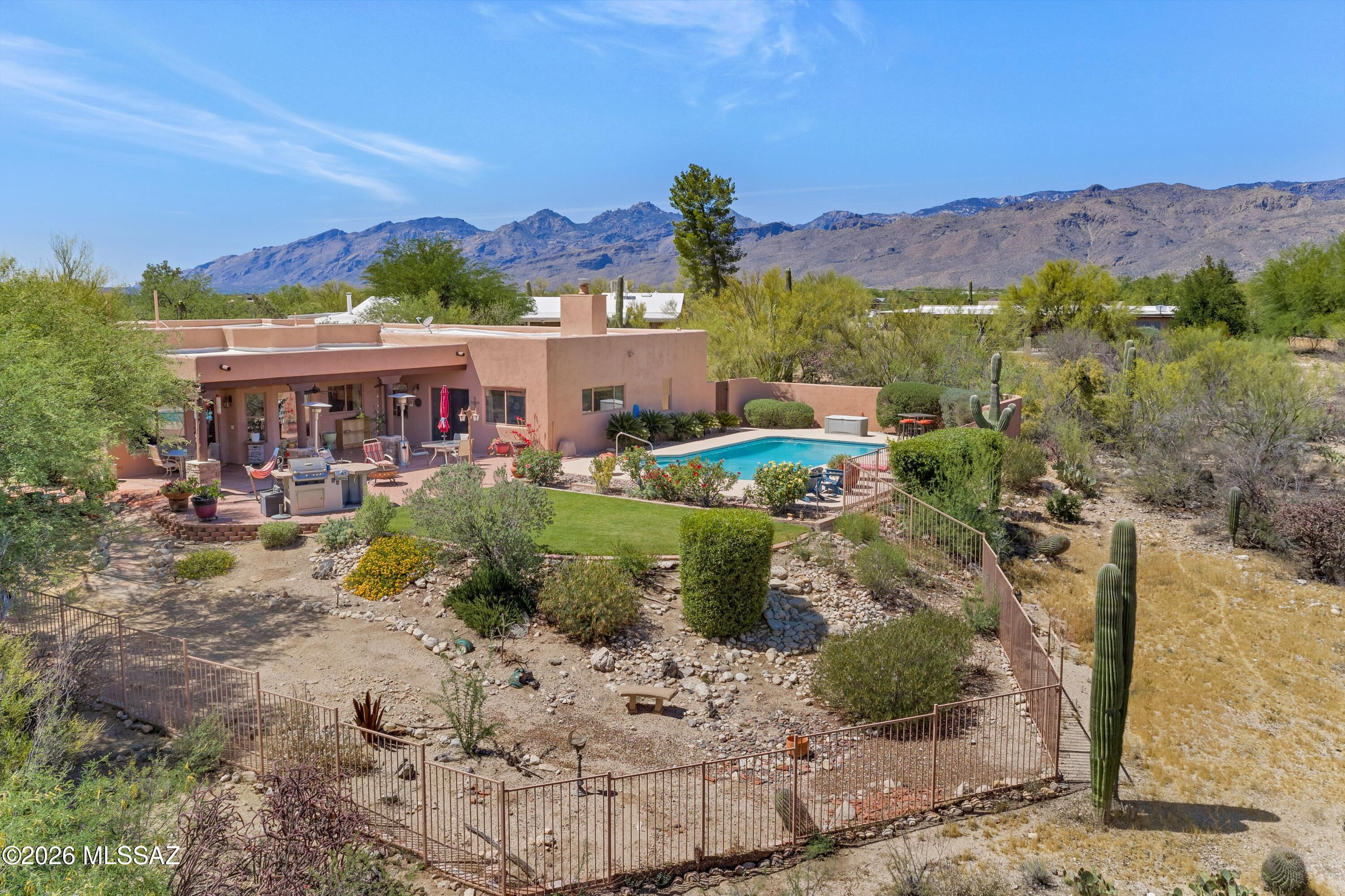 2210 N Arbor Vista Drive