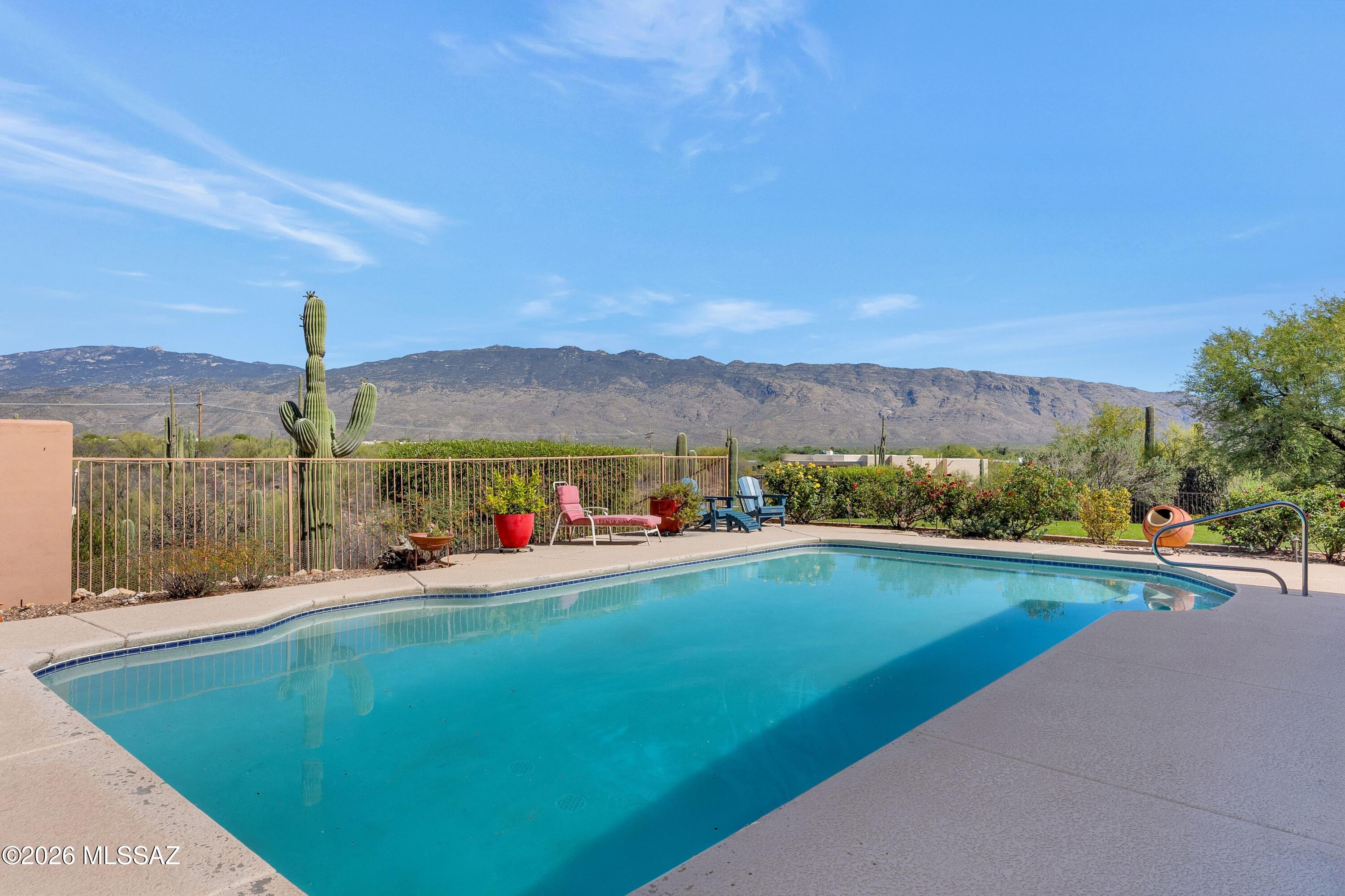 2210 N Arbor Vista Drive