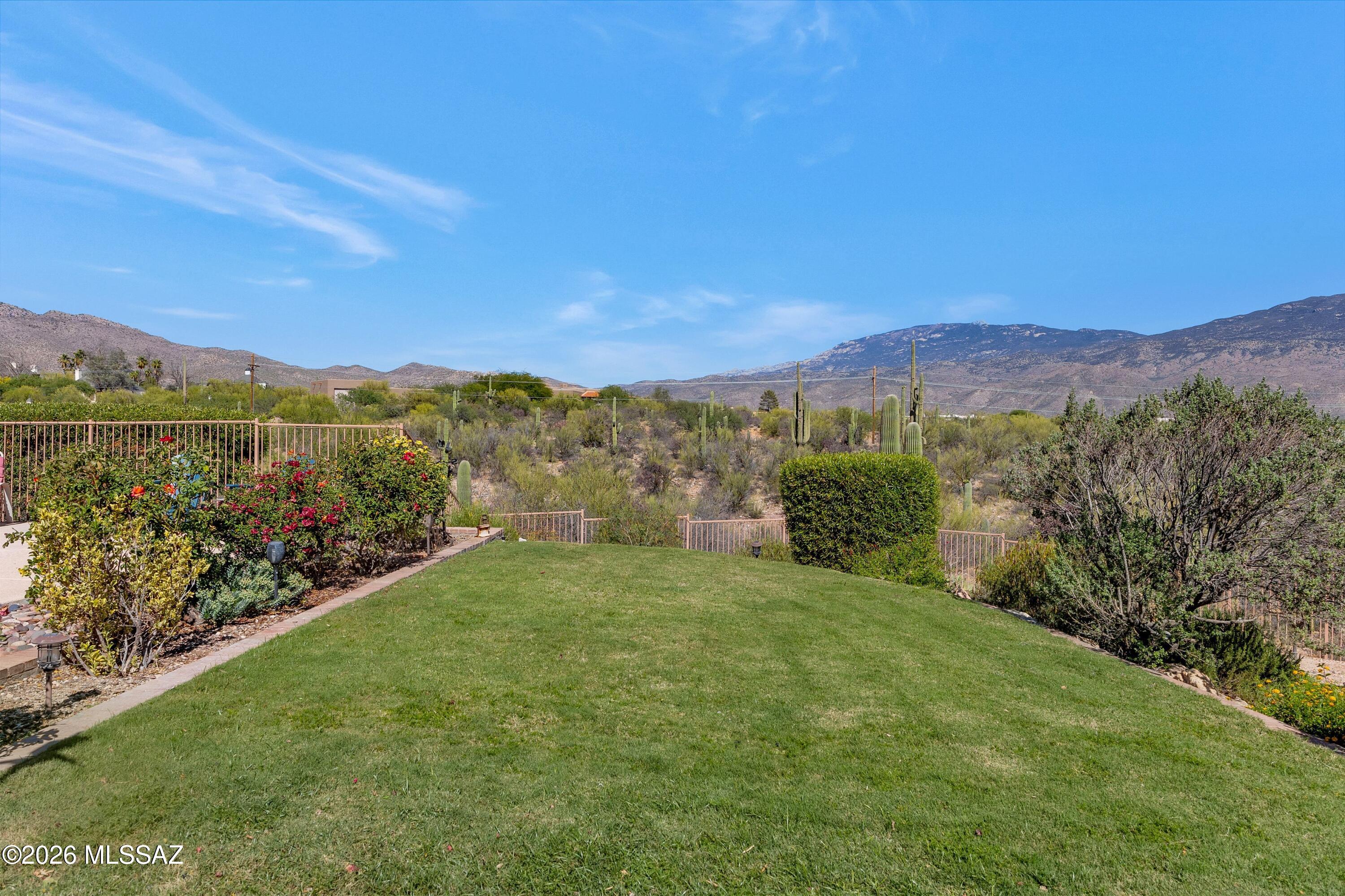 2210 N Arbor Vista Drive