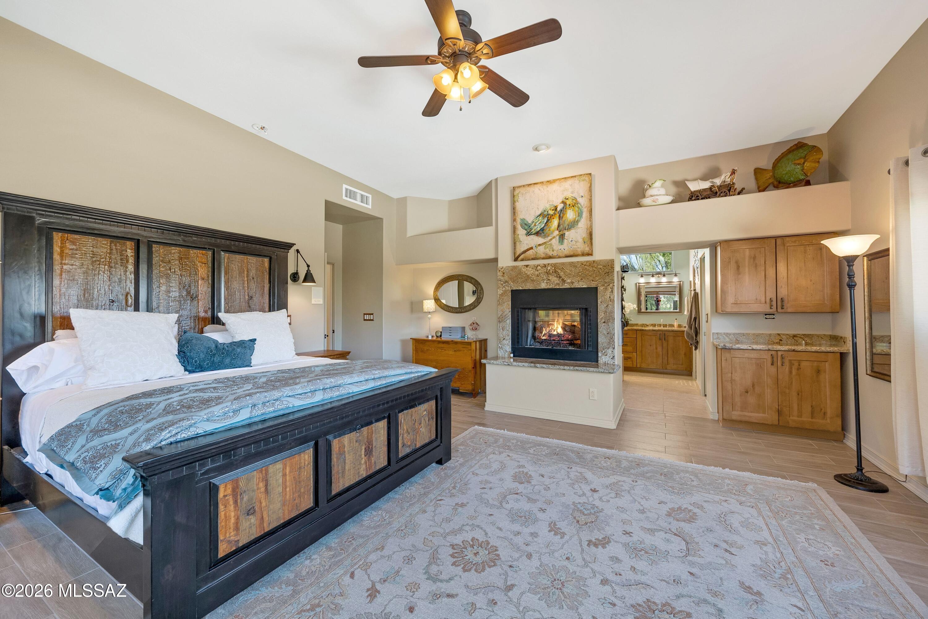 2210 N Arbor Vista Drive