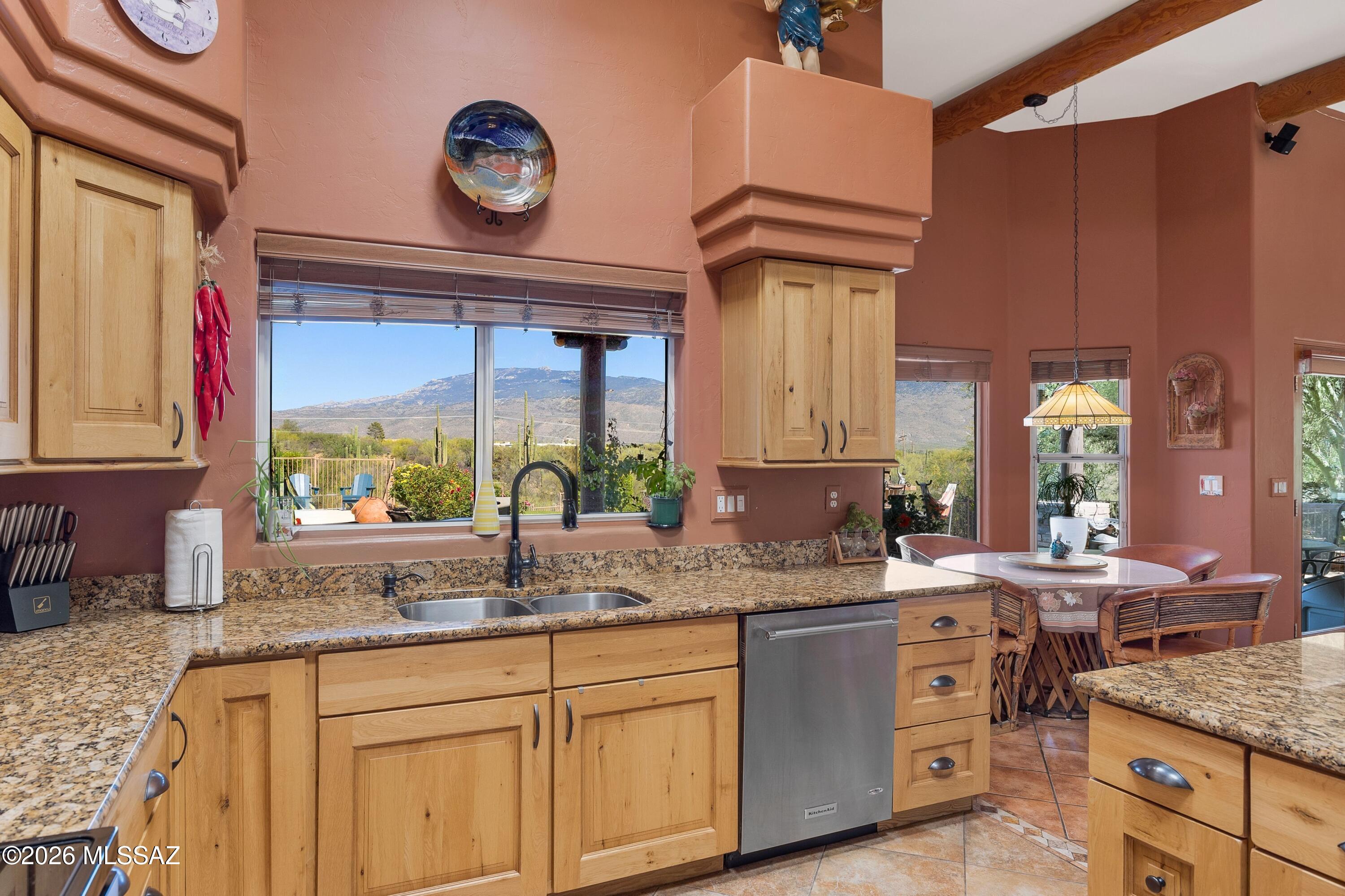 2210 N Arbor Vista Drive