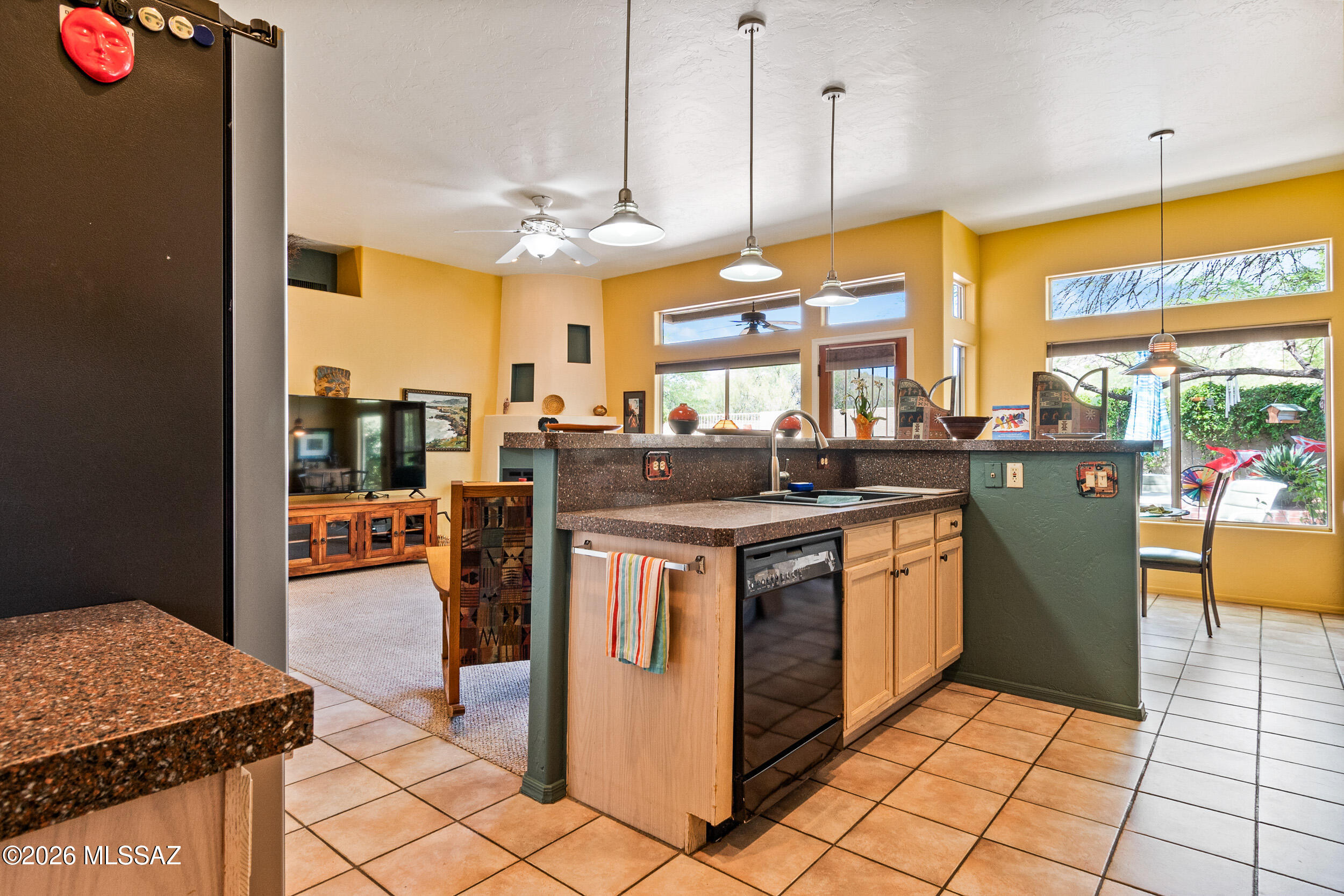 3776 N Creekside Place