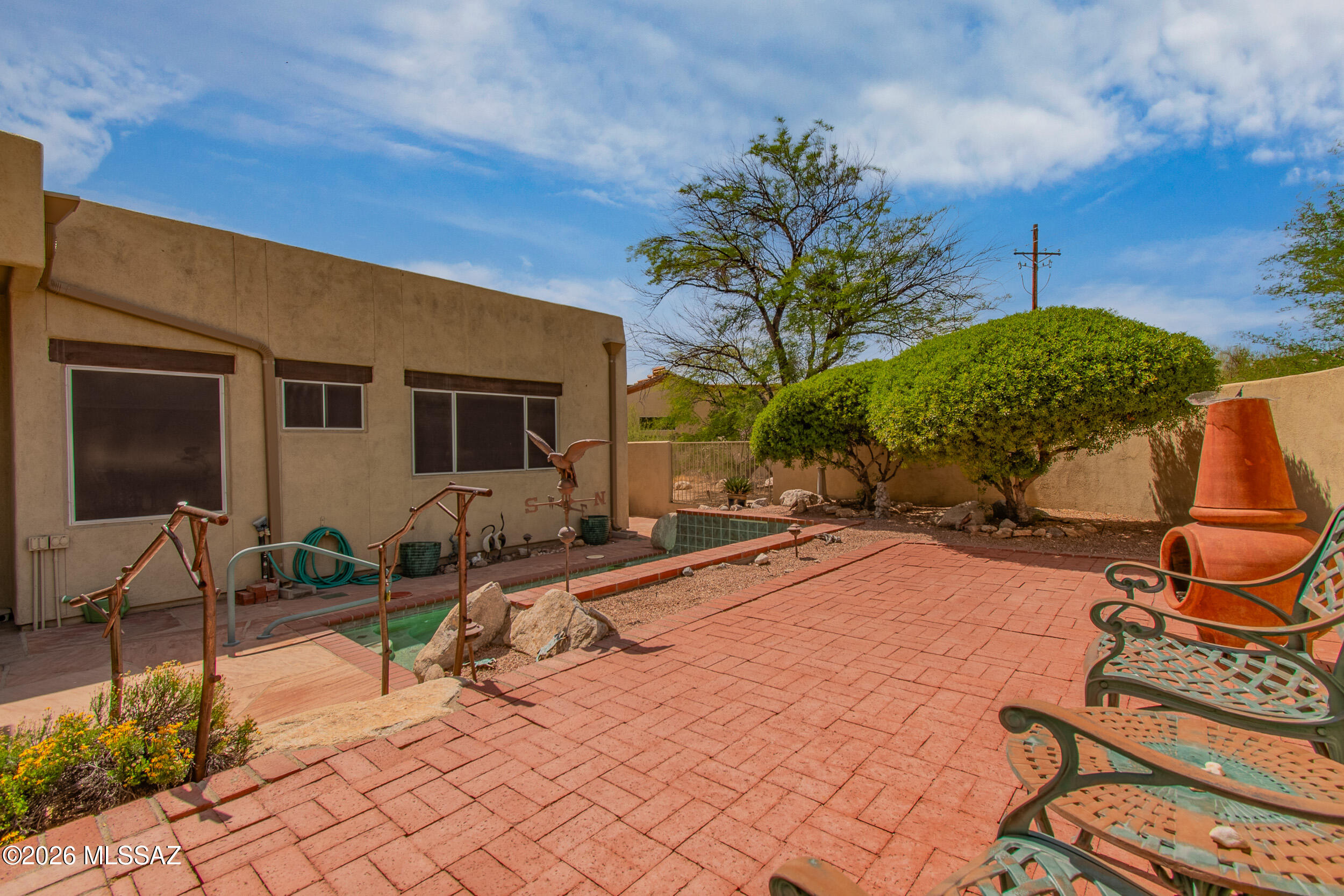 3776 N Creekside Place