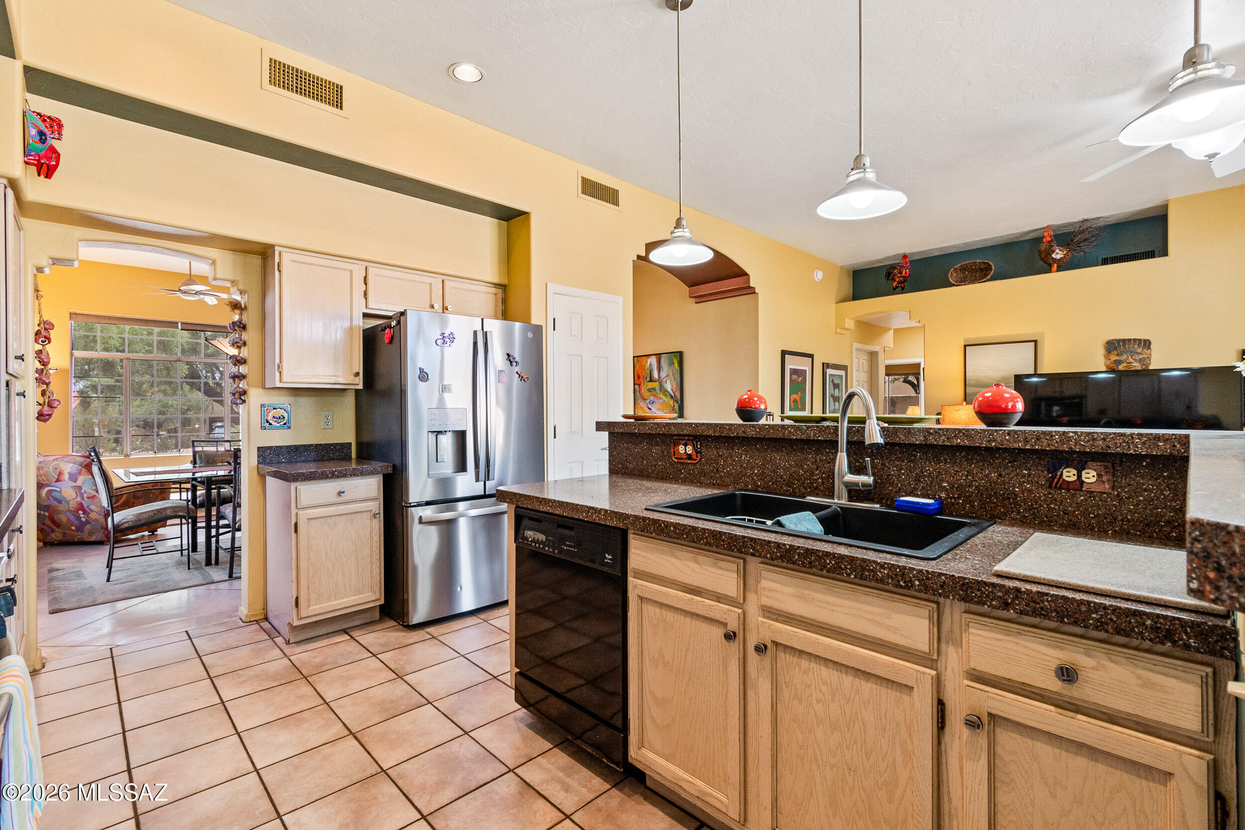 3776 N Creekside Place