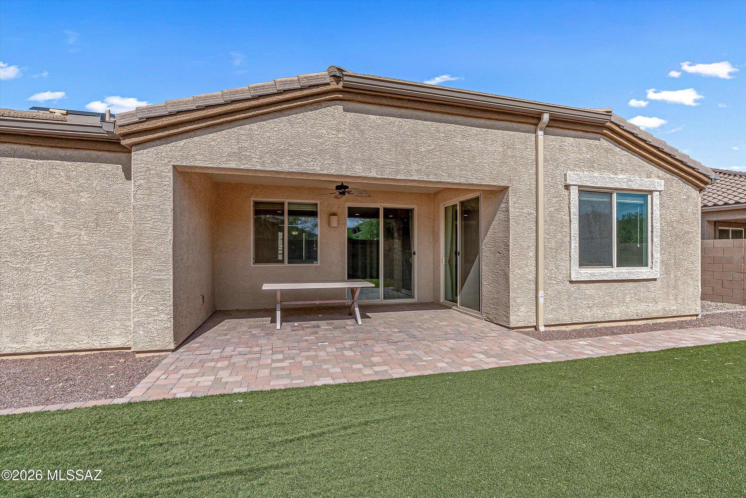 9636 N Havenwood Way