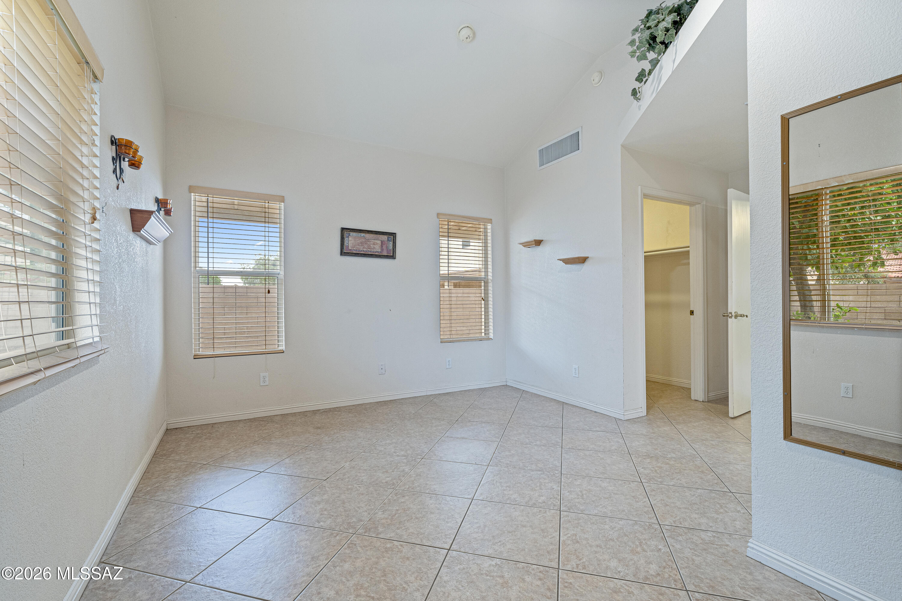 8976 E Orchid Vine Drive