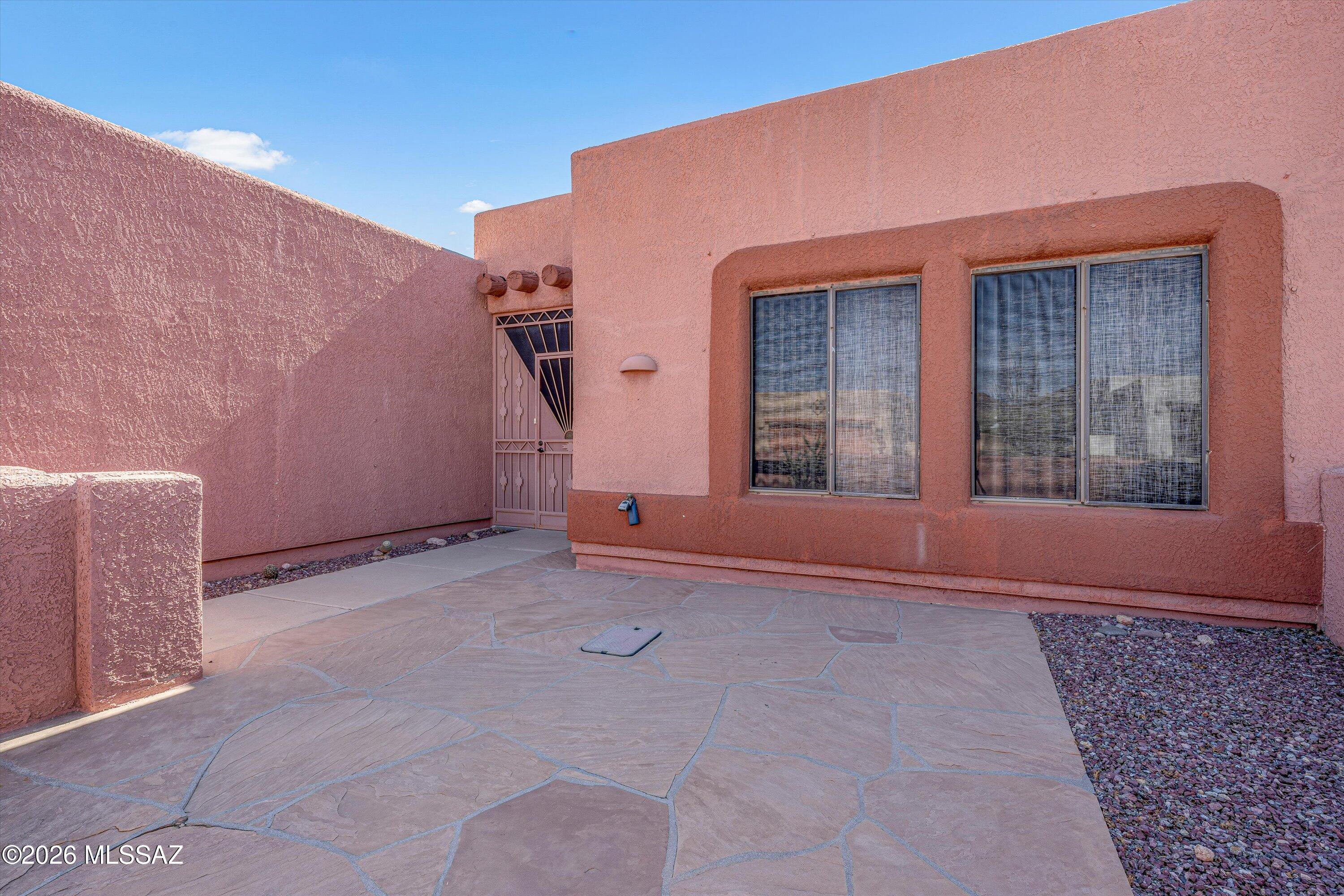 6035 W Ten Star Drive