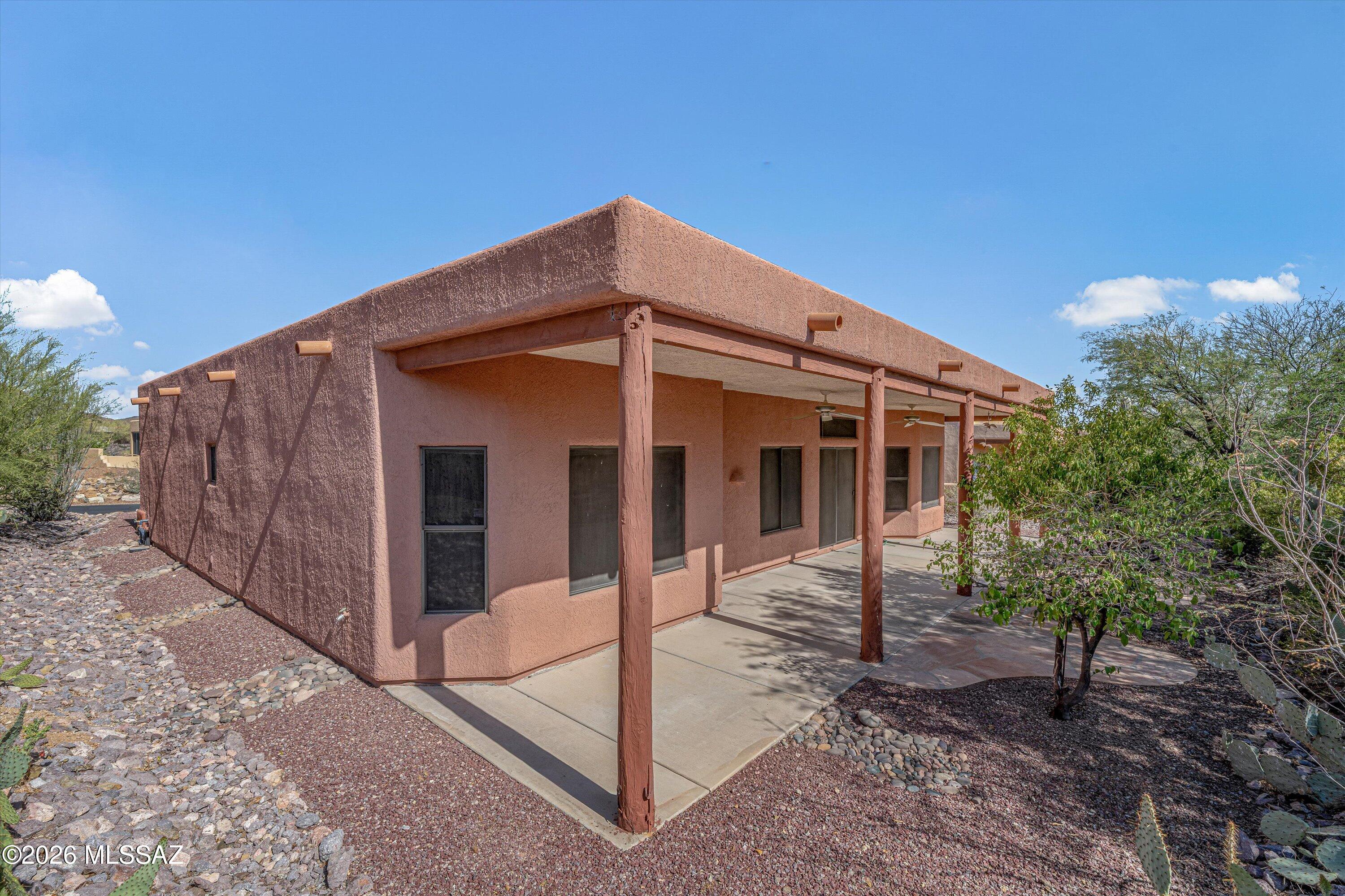 6035 W Ten Star Drive
