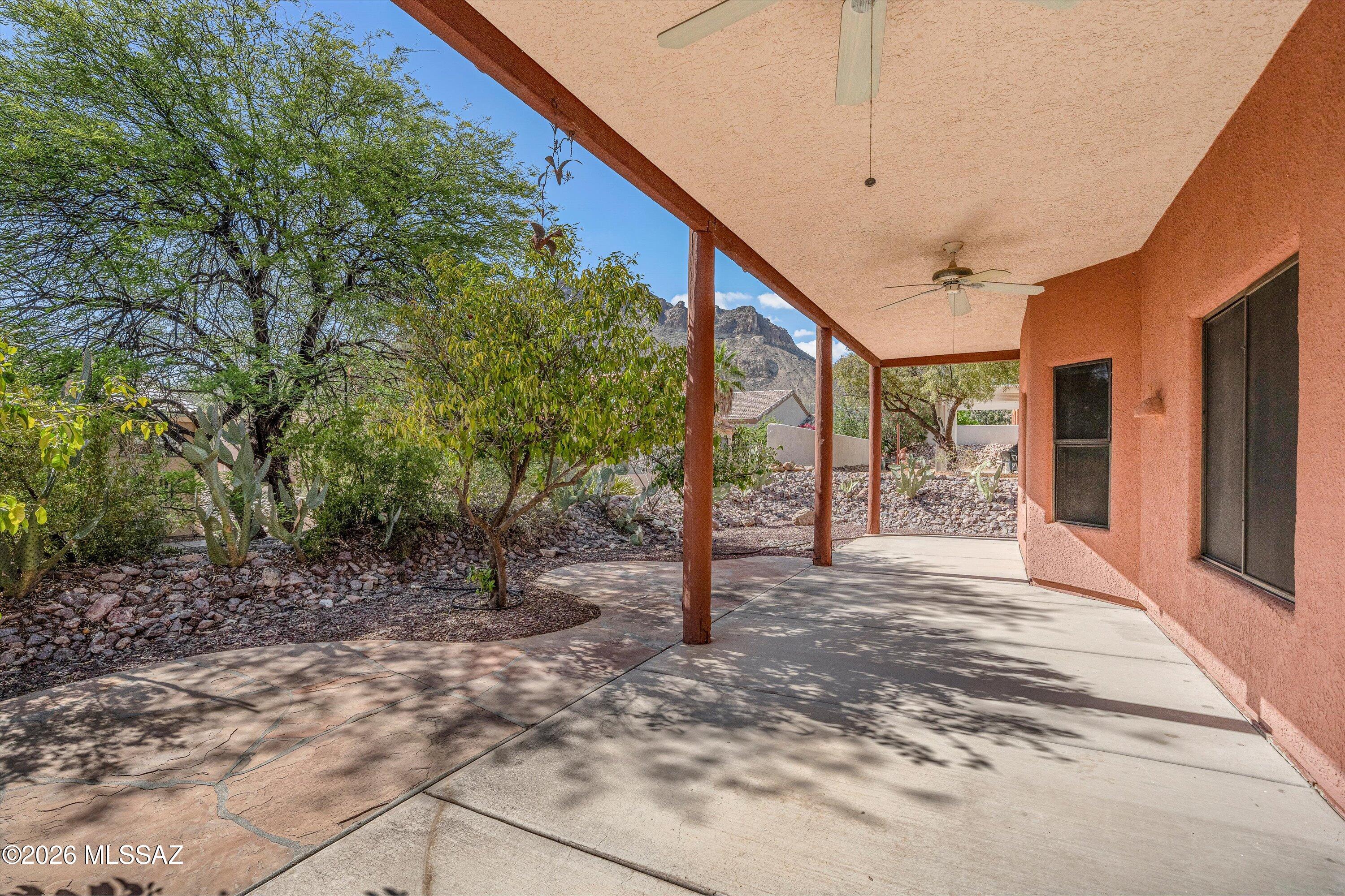 6035 W Ten Star Drive