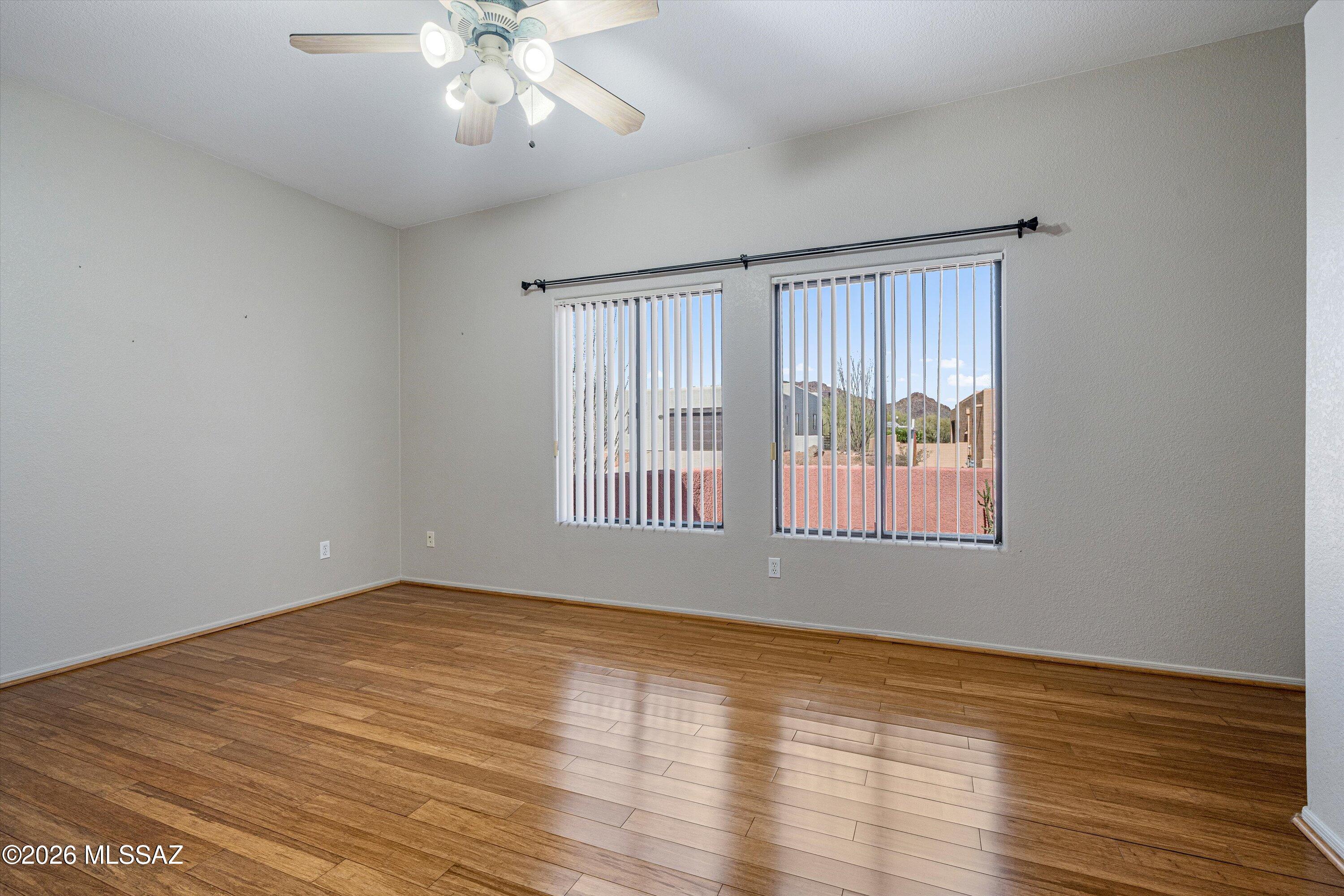 6035 W Ten Star Drive