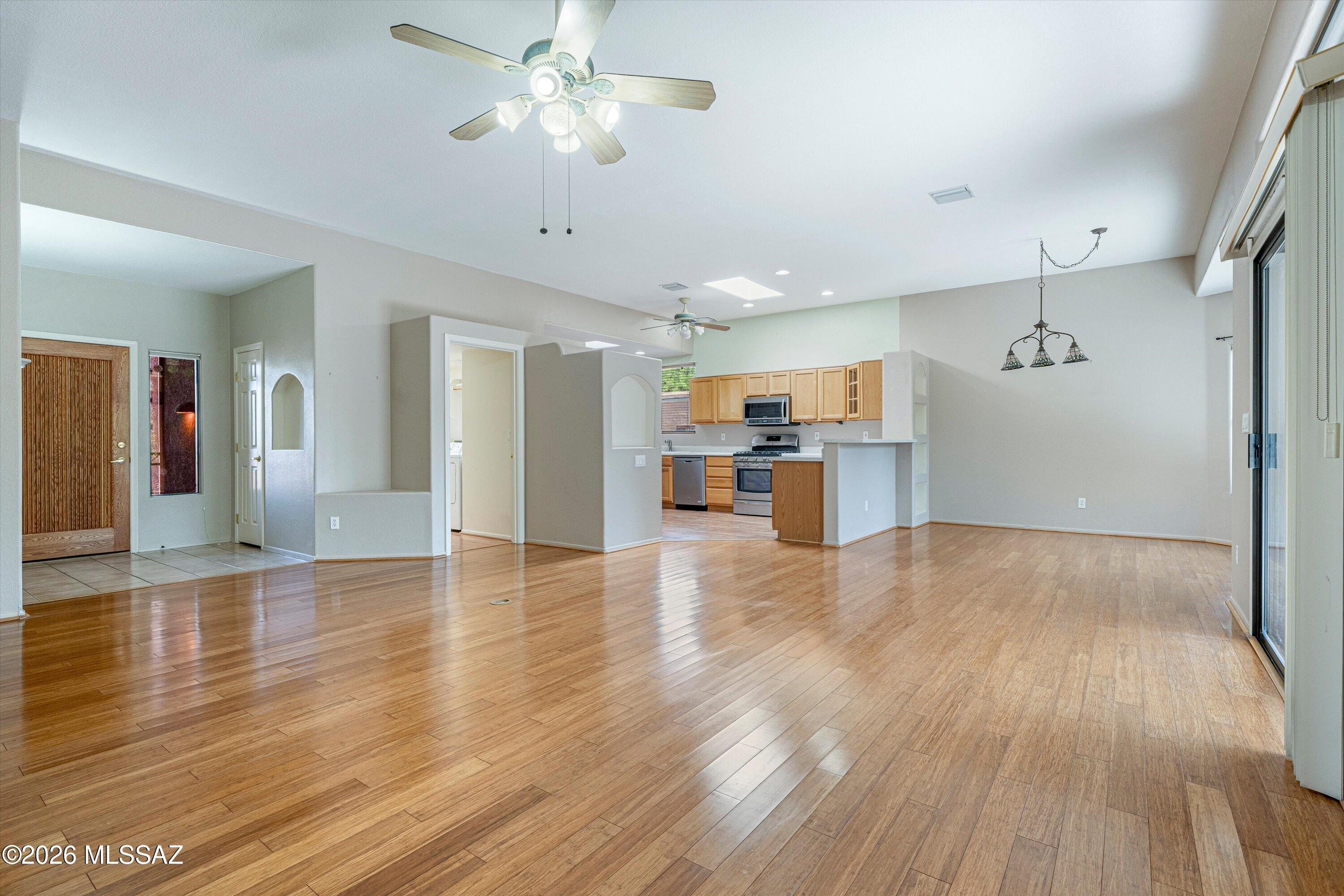 6035 W Ten Star Drive
