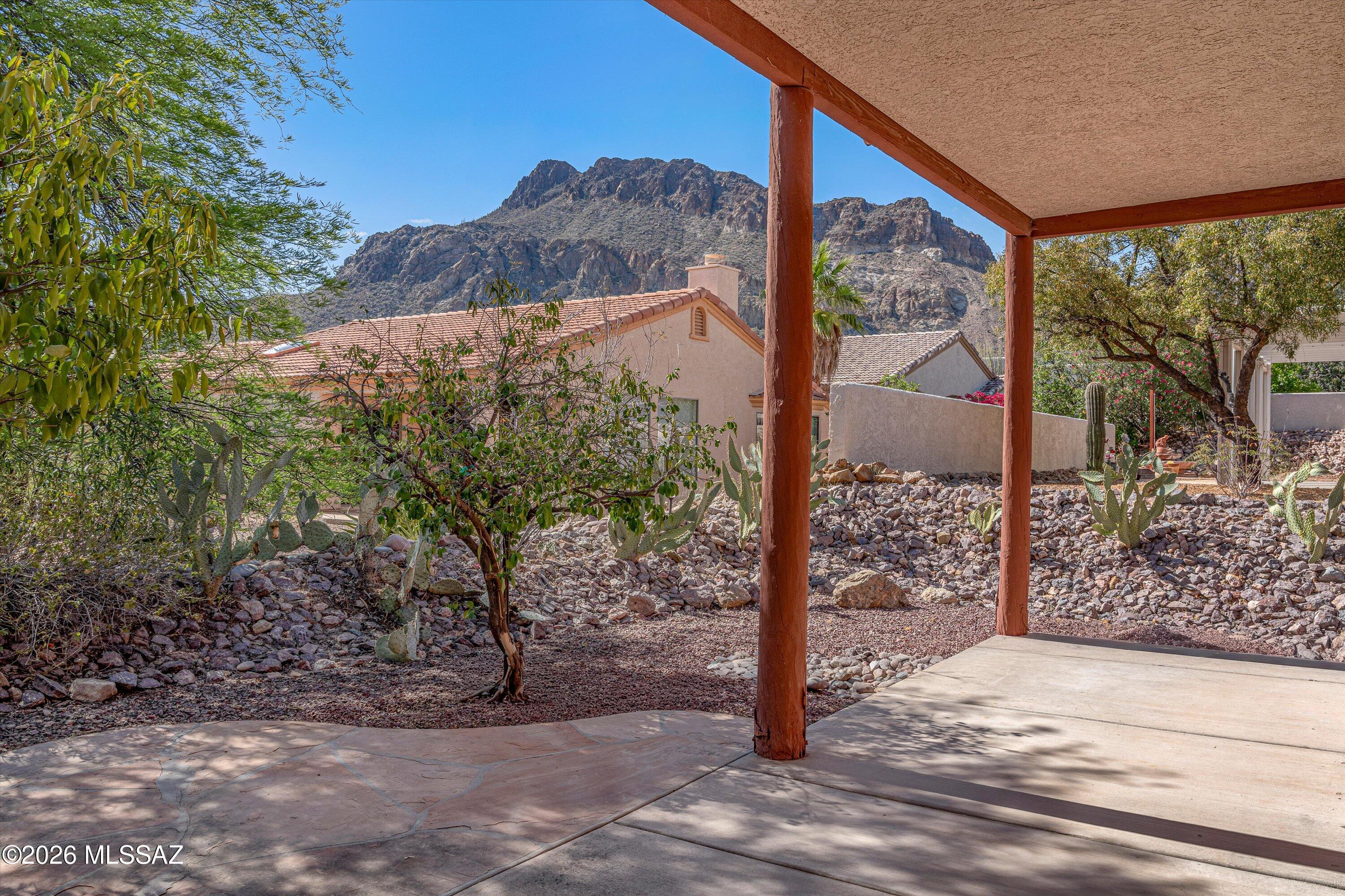 6035 W Ten Star Drive