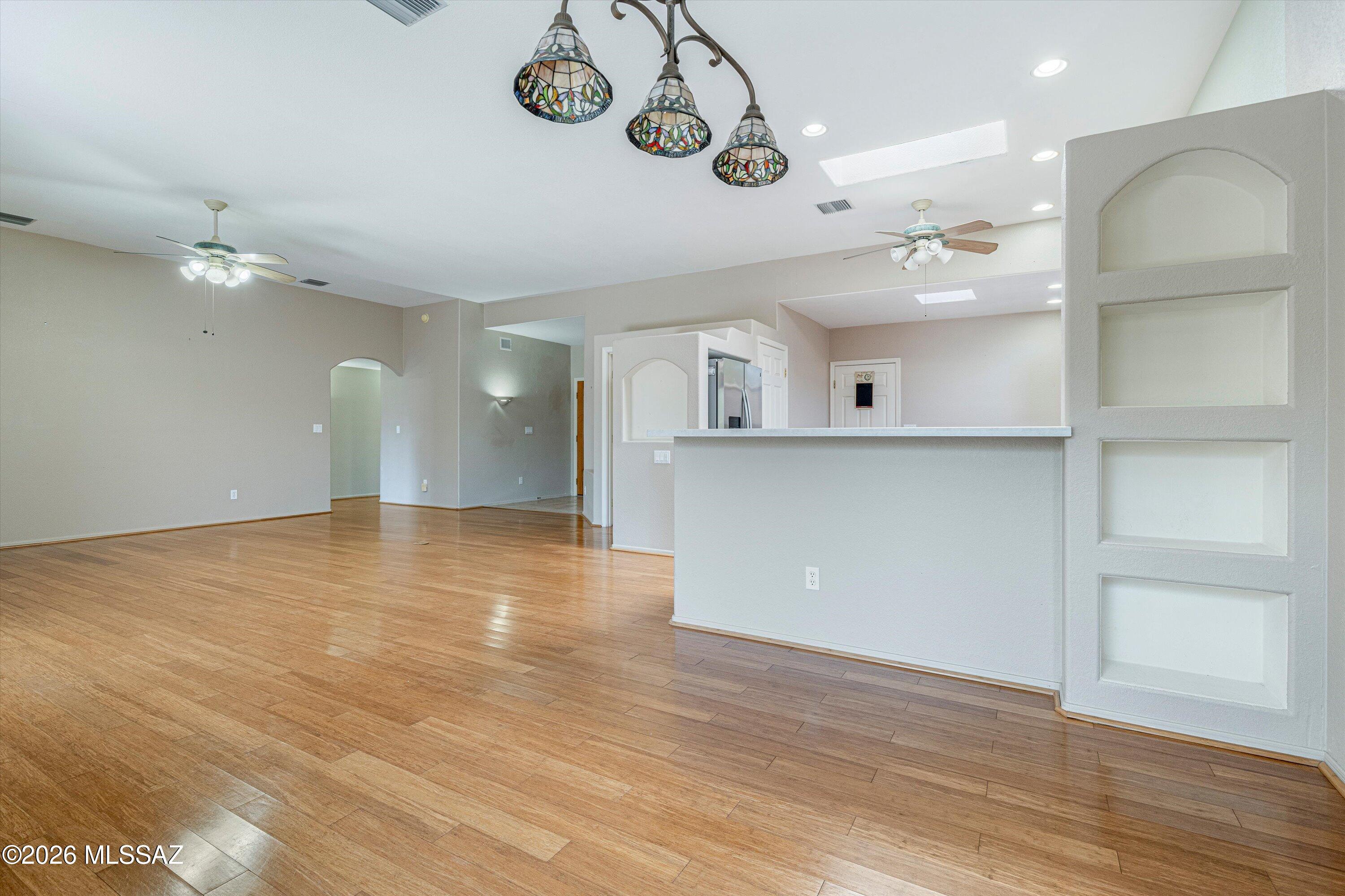 6035 W Ten Star Drive