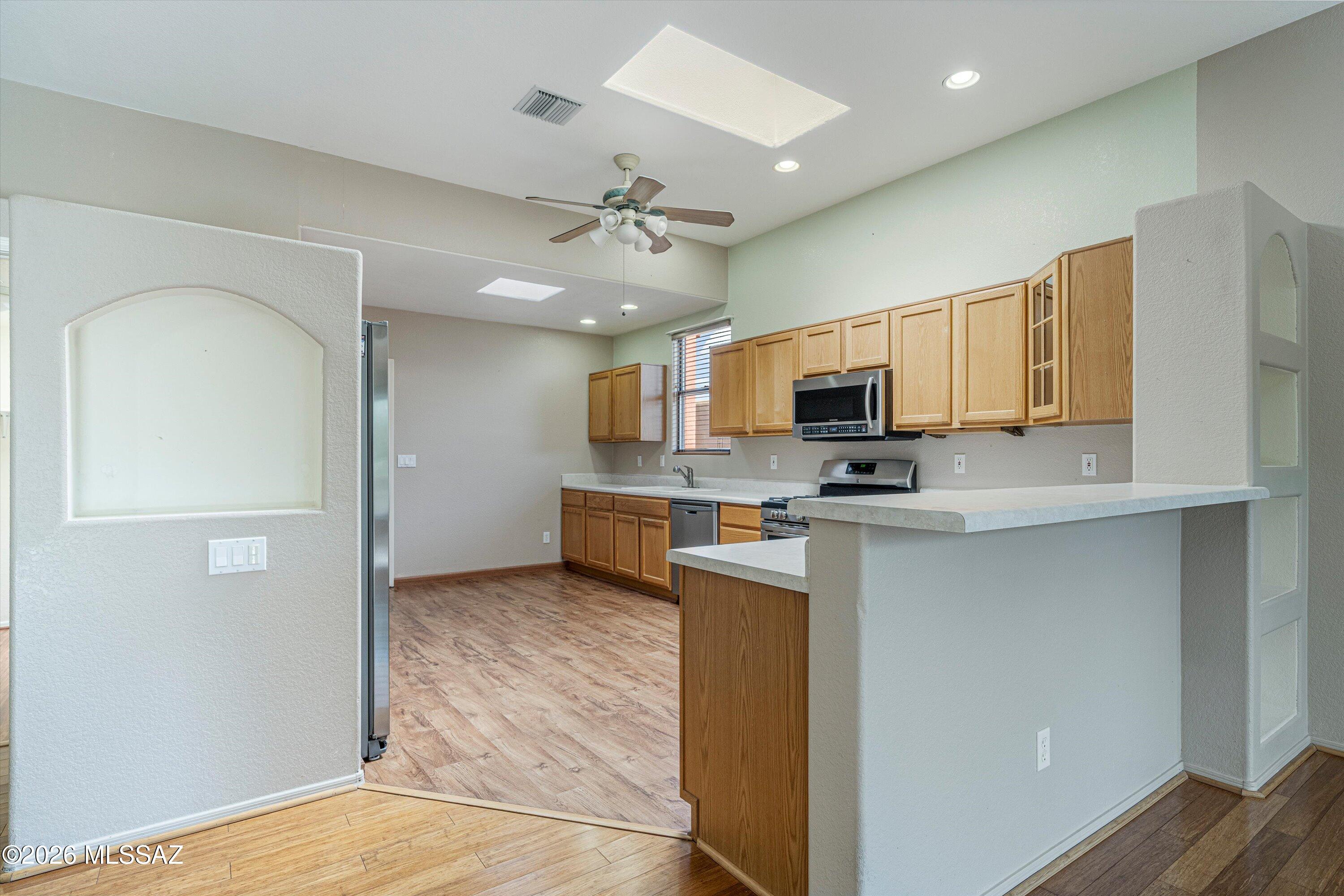 6035 W Ten Star Drive