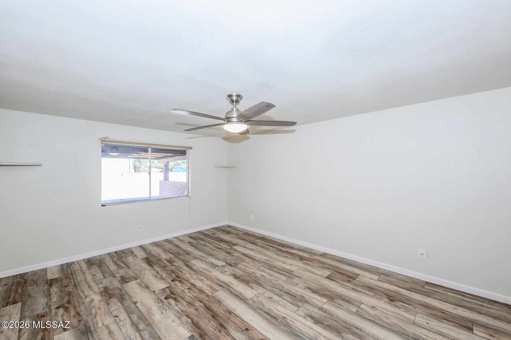 2406 N Shade Tree Circle