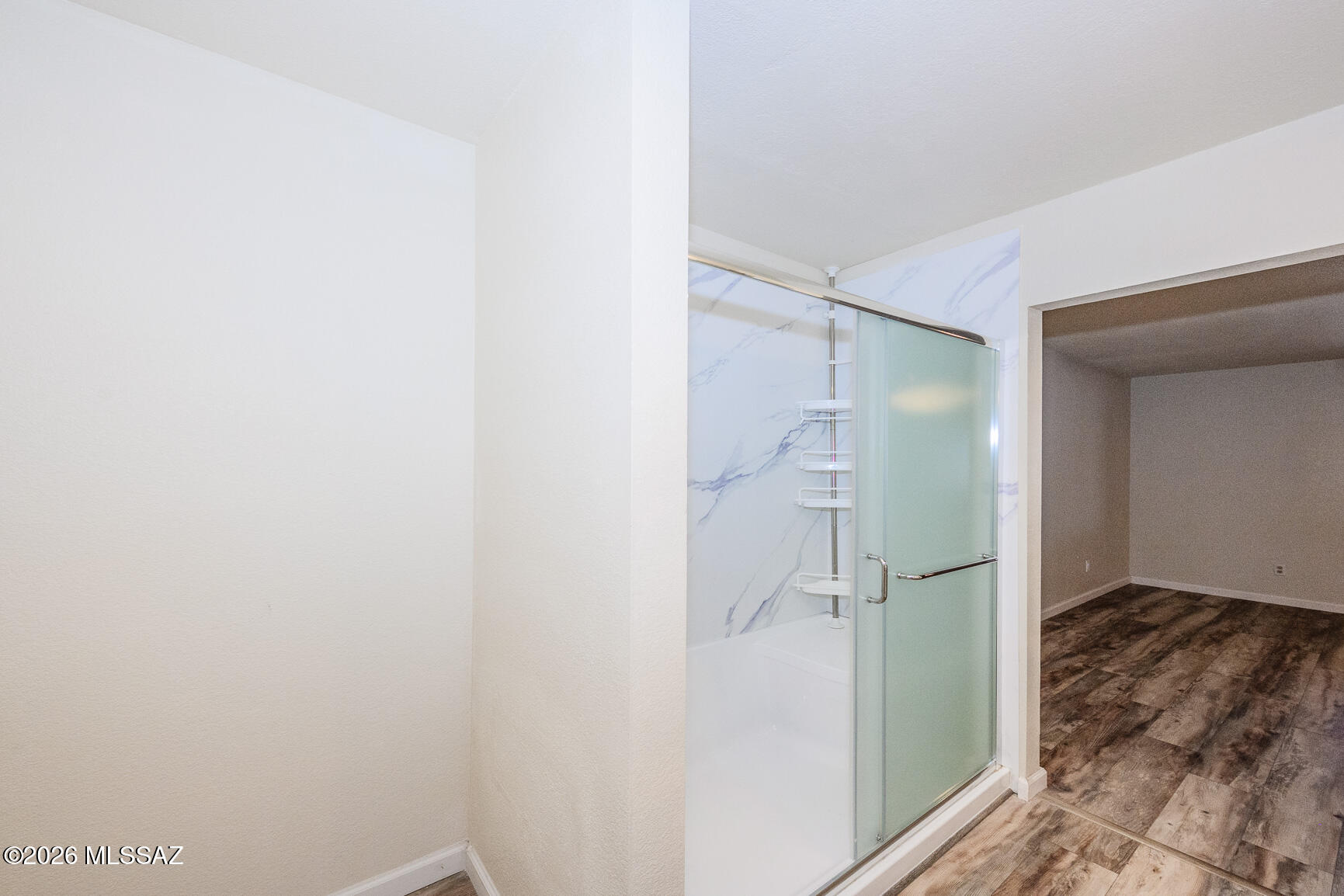 2406 N Shade Tree Circle
