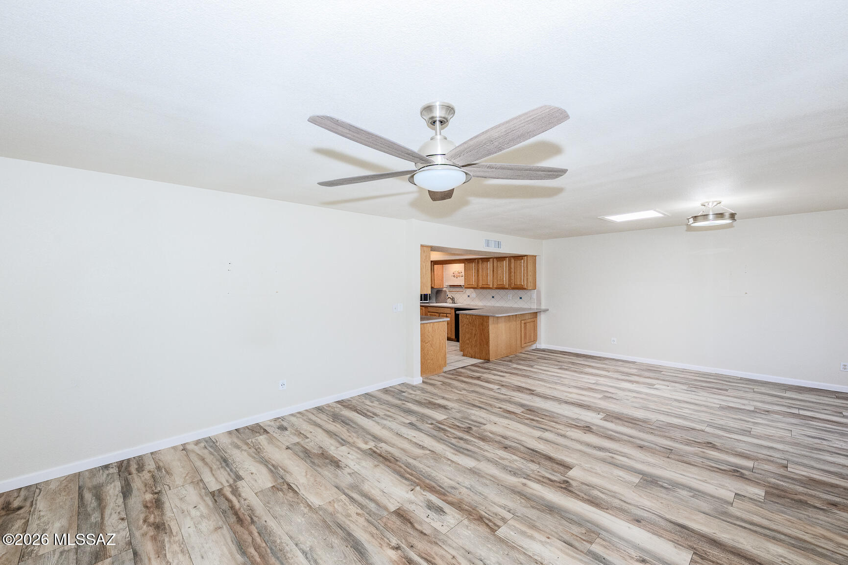 2406 N Shade Tree Circle