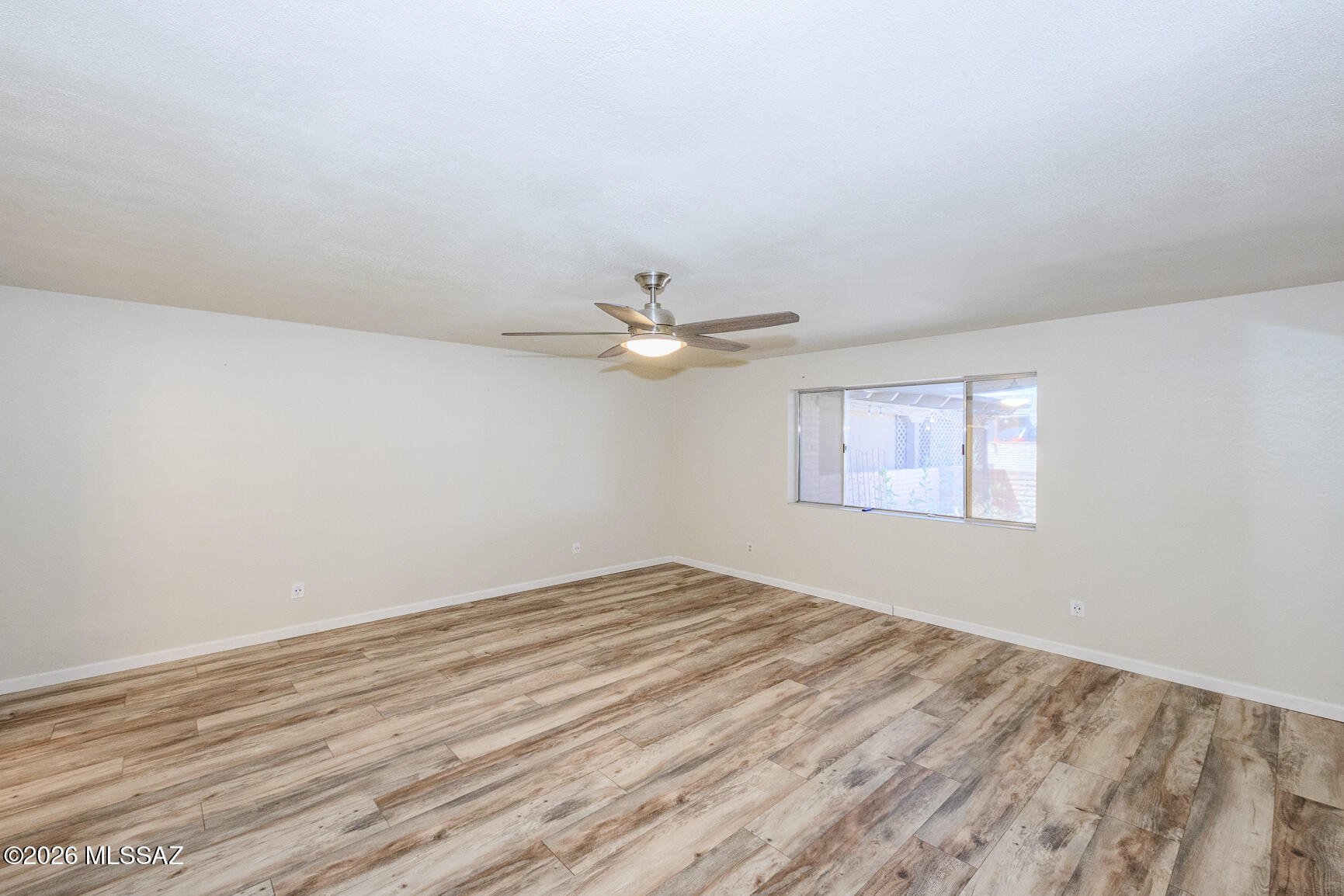 2406 N Shade Tree Circle