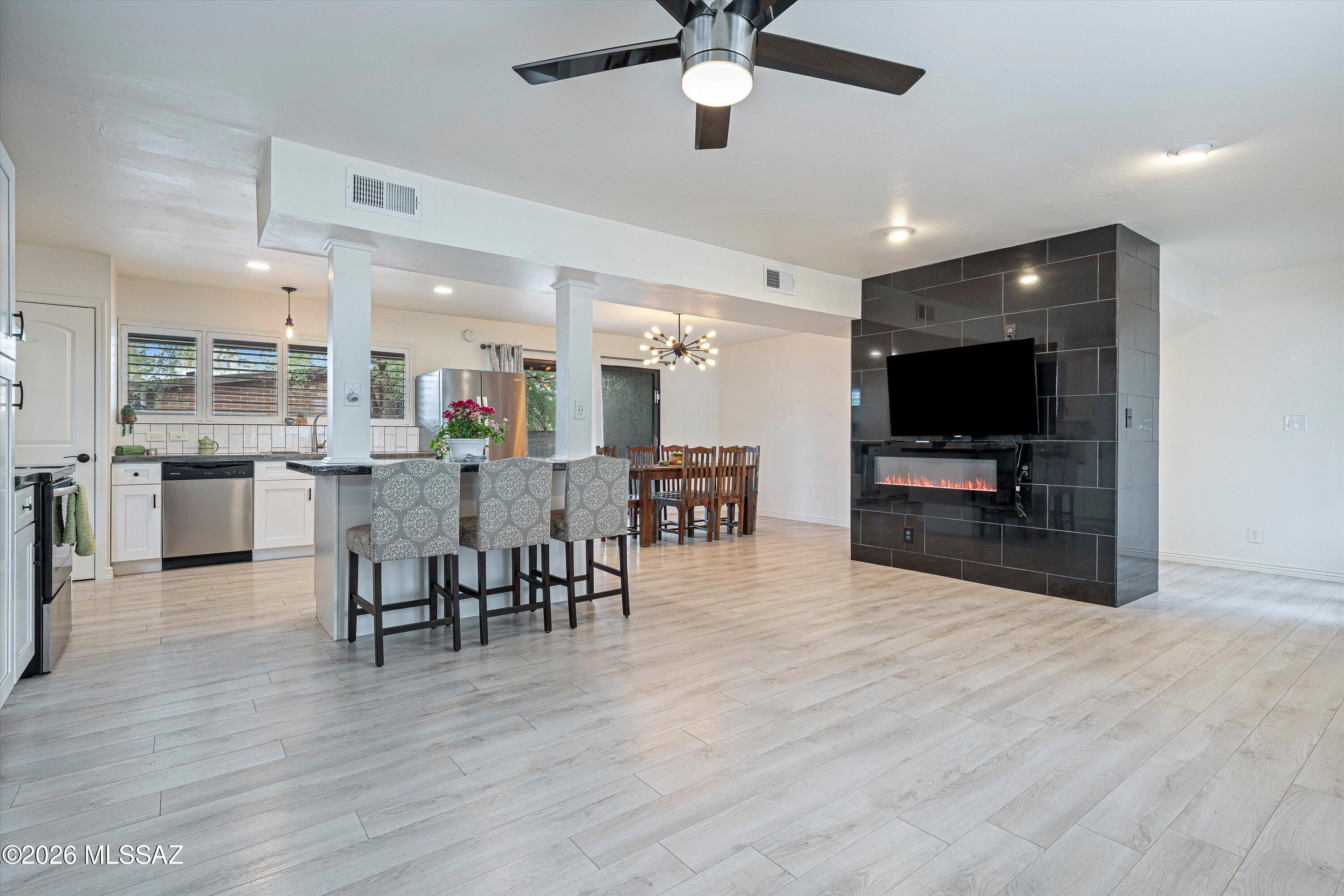 8302 E Kenyon Drive