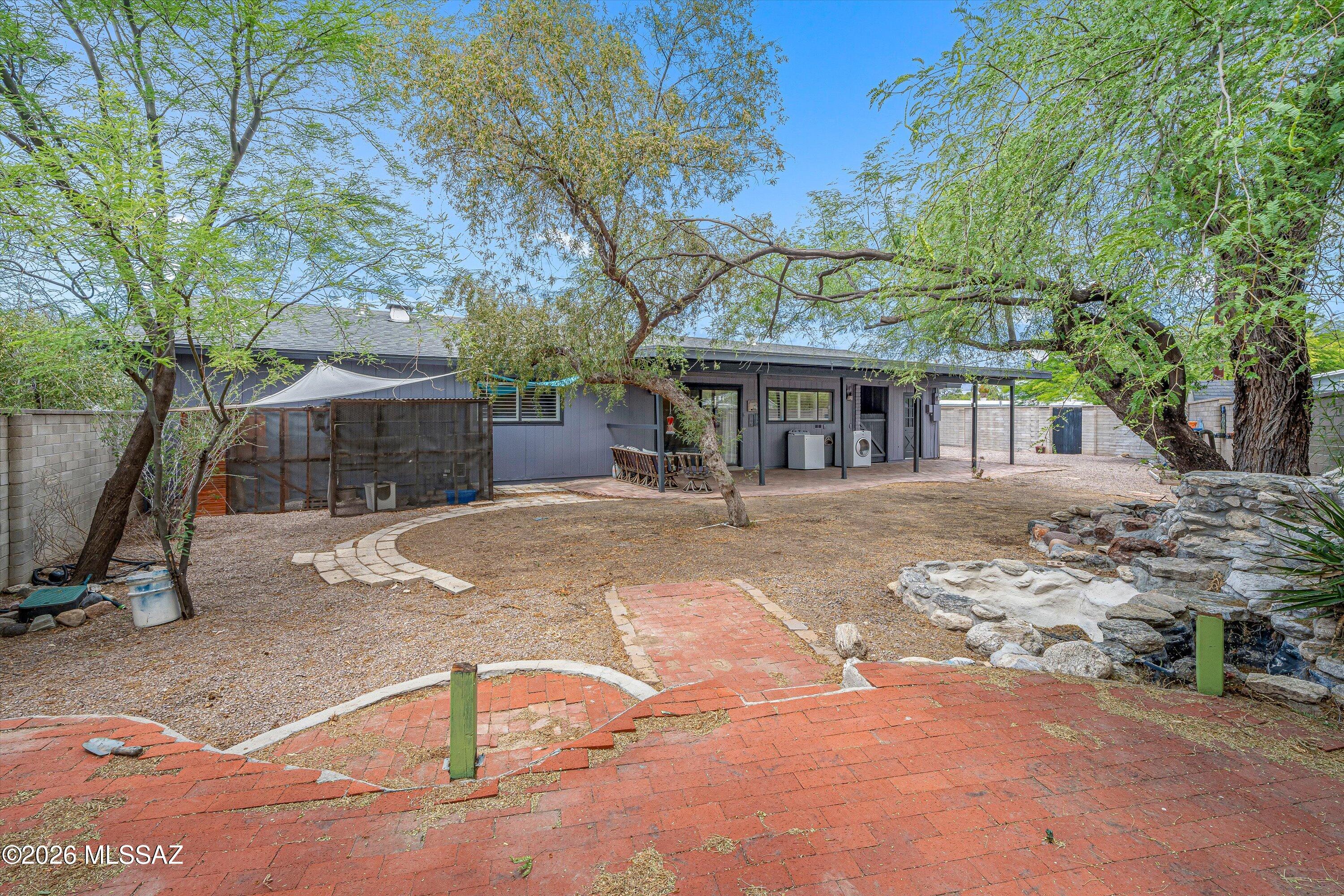 8302 E Kenyon Drive