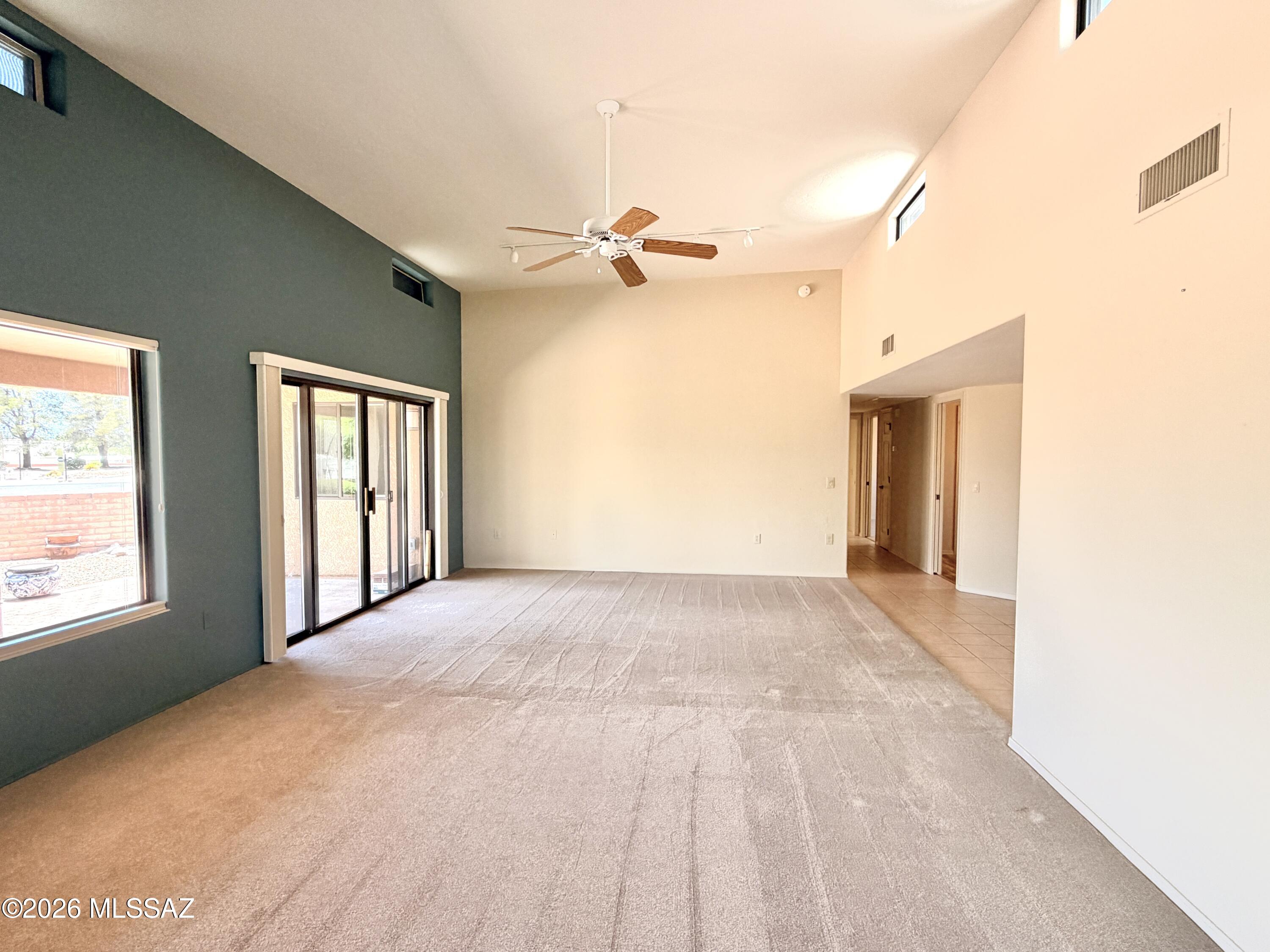 1173 W Placita Inspirada