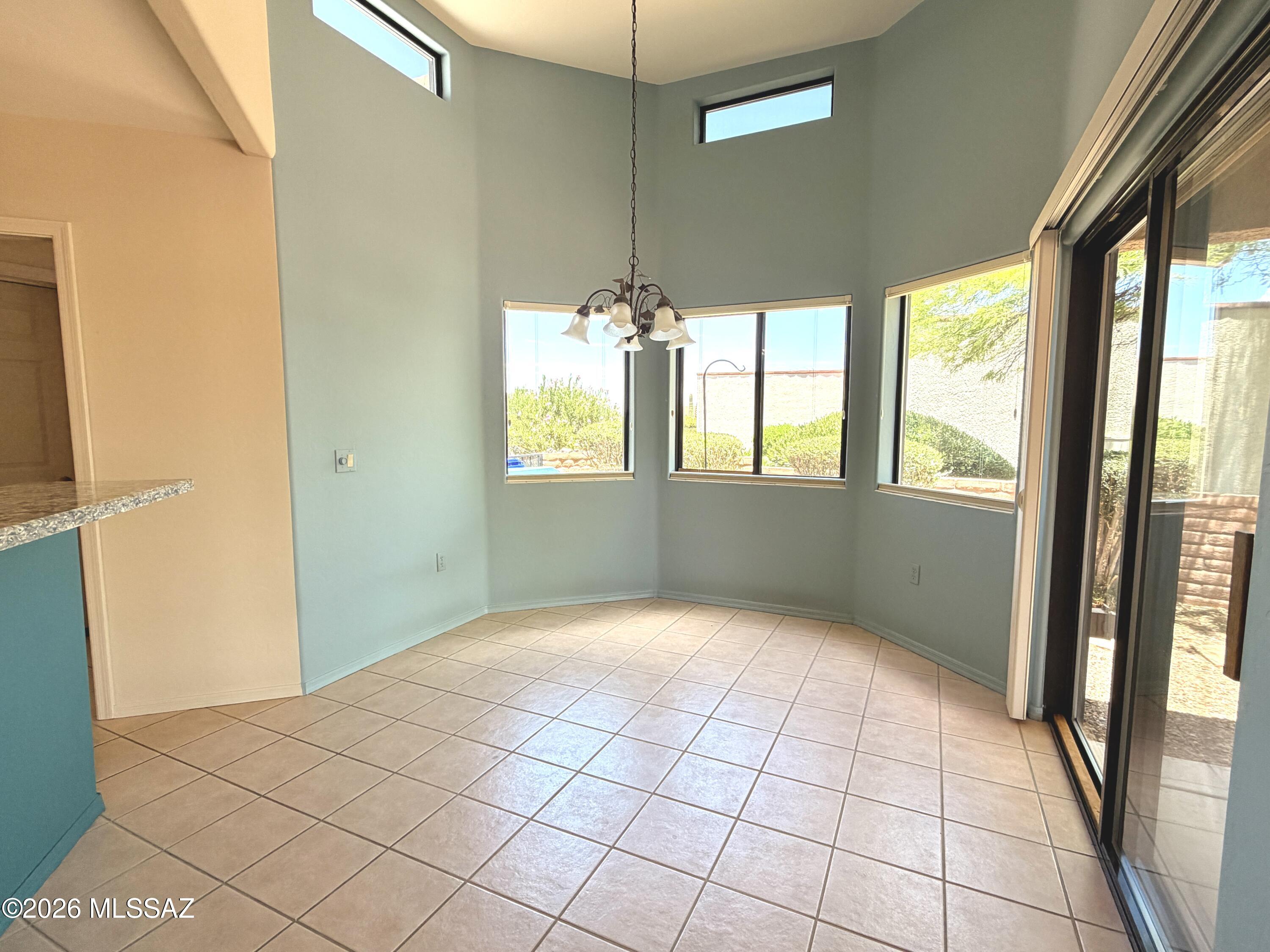 1173 W Placita Inspirada