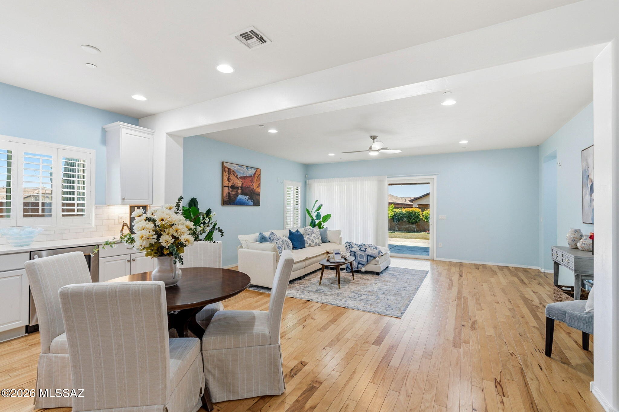 8158 N Circulo El Palmito