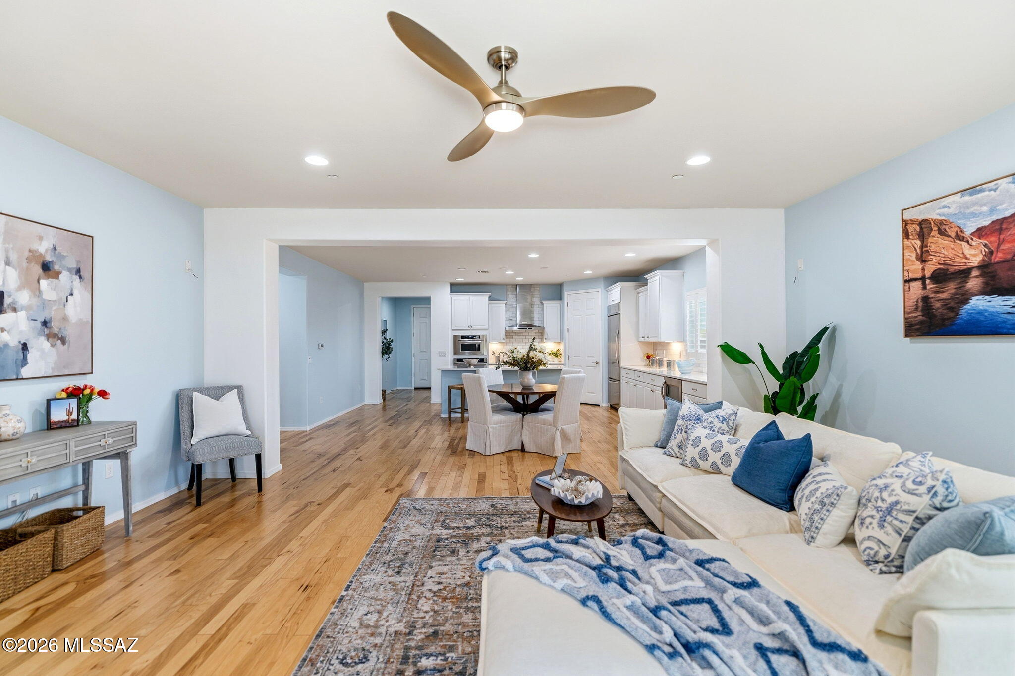 8158 N Circulo El Palmito