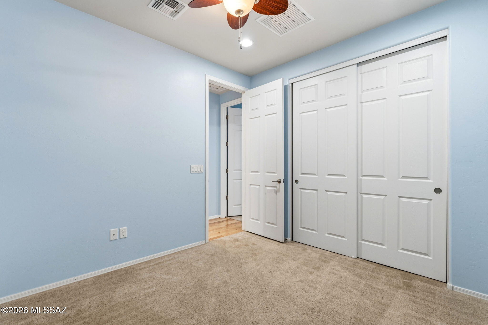 8158 N Circulo El Palmito