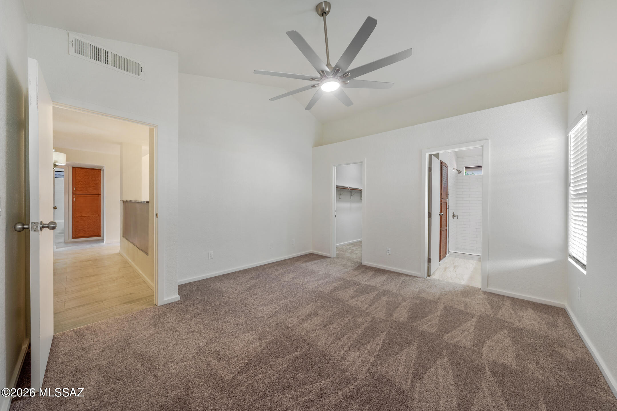 2762 W Camino Ebano