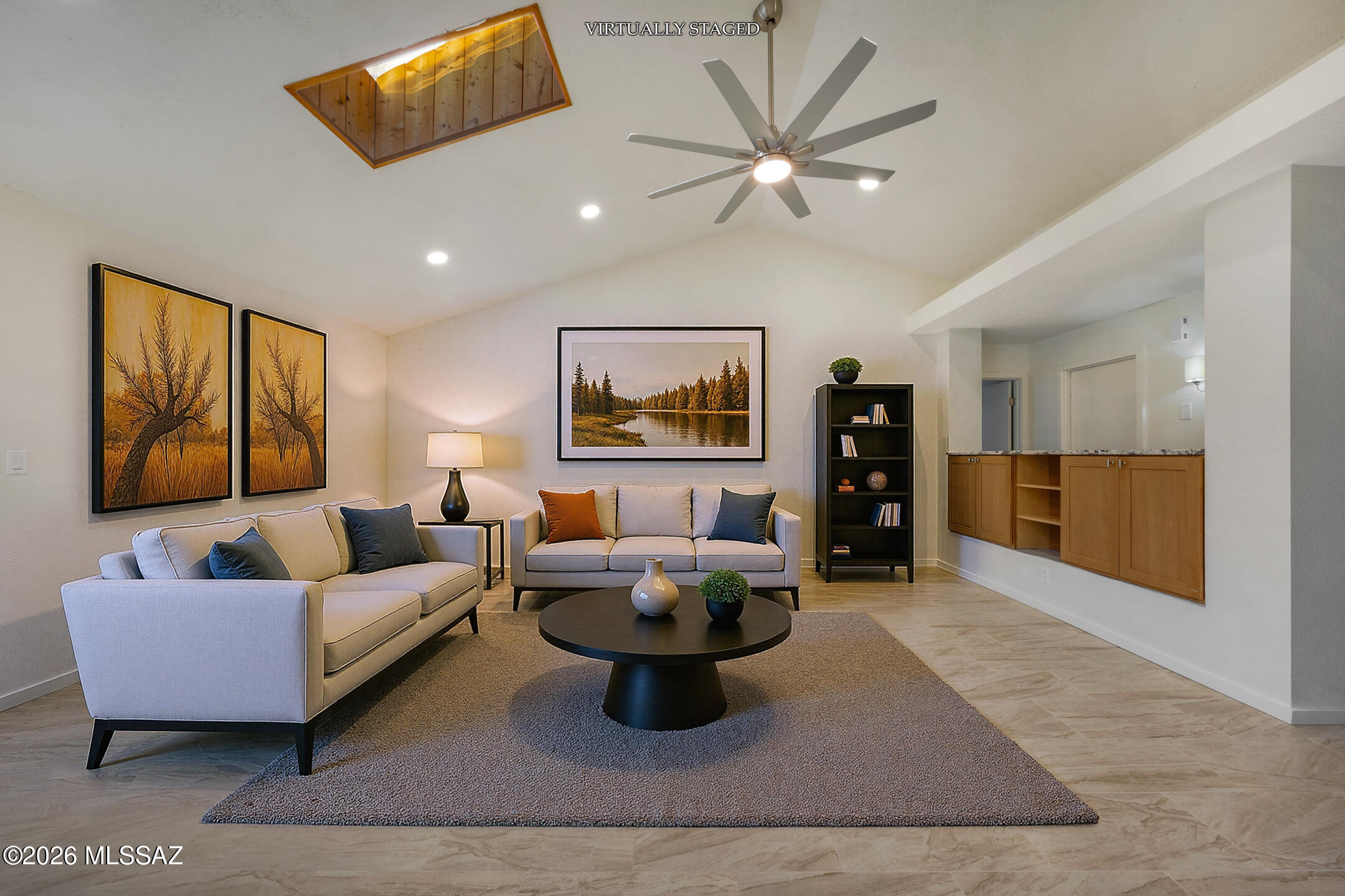 2762 W Camino Ebano