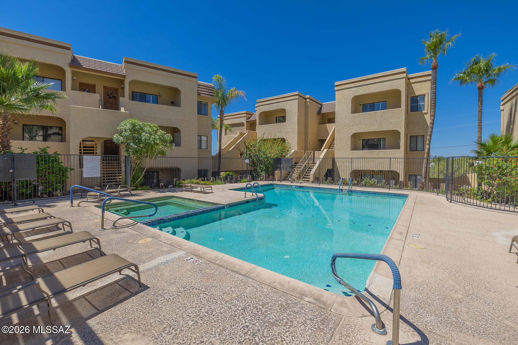 5500 N Valley View Road 213