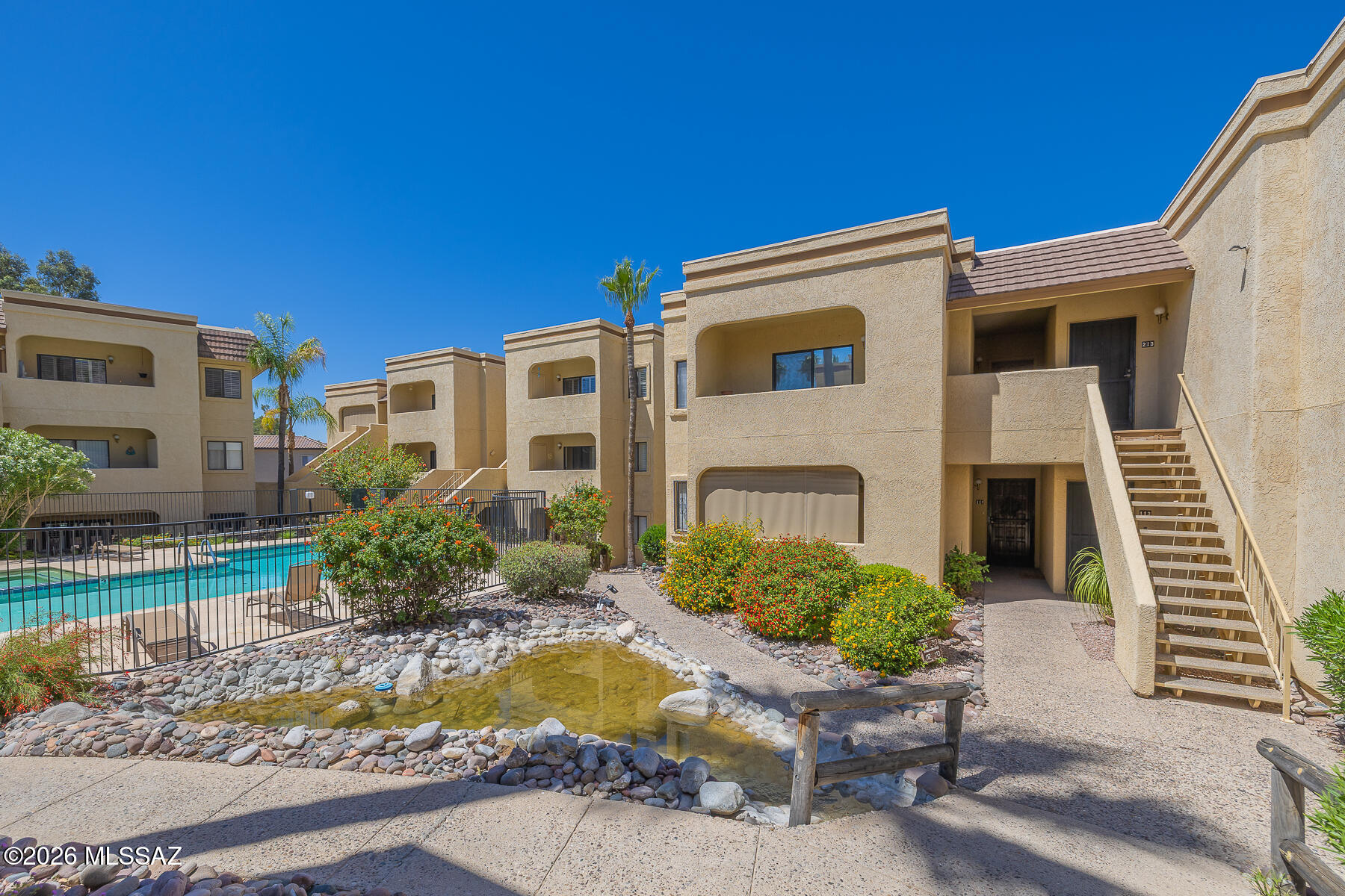 5500 N Valley View Road 213