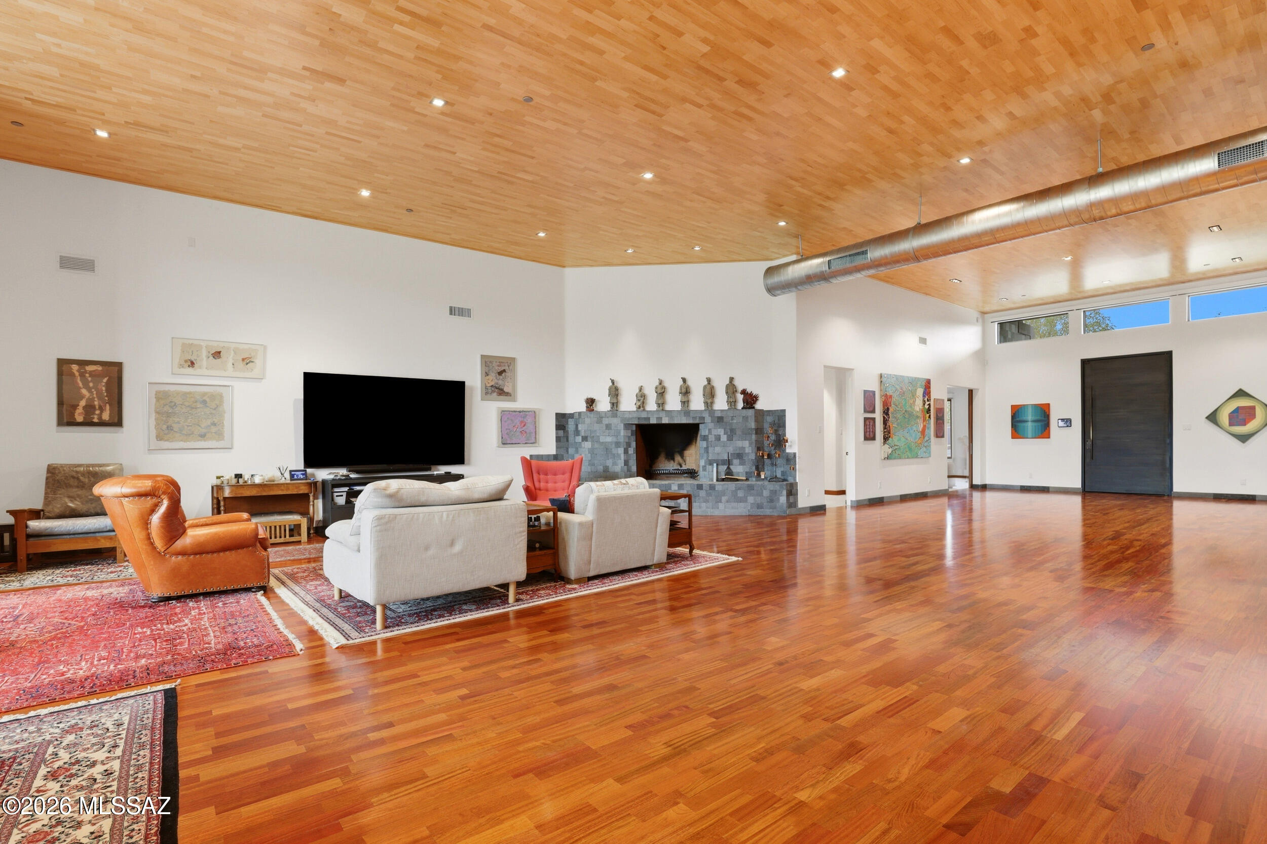 2965 N Calle Ladera