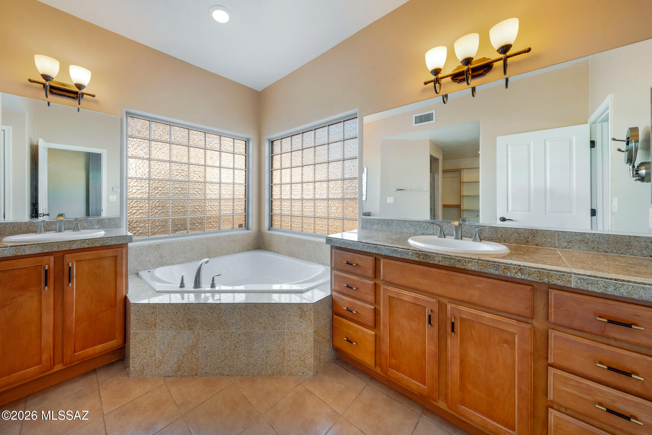 251 N Del Sur Drive