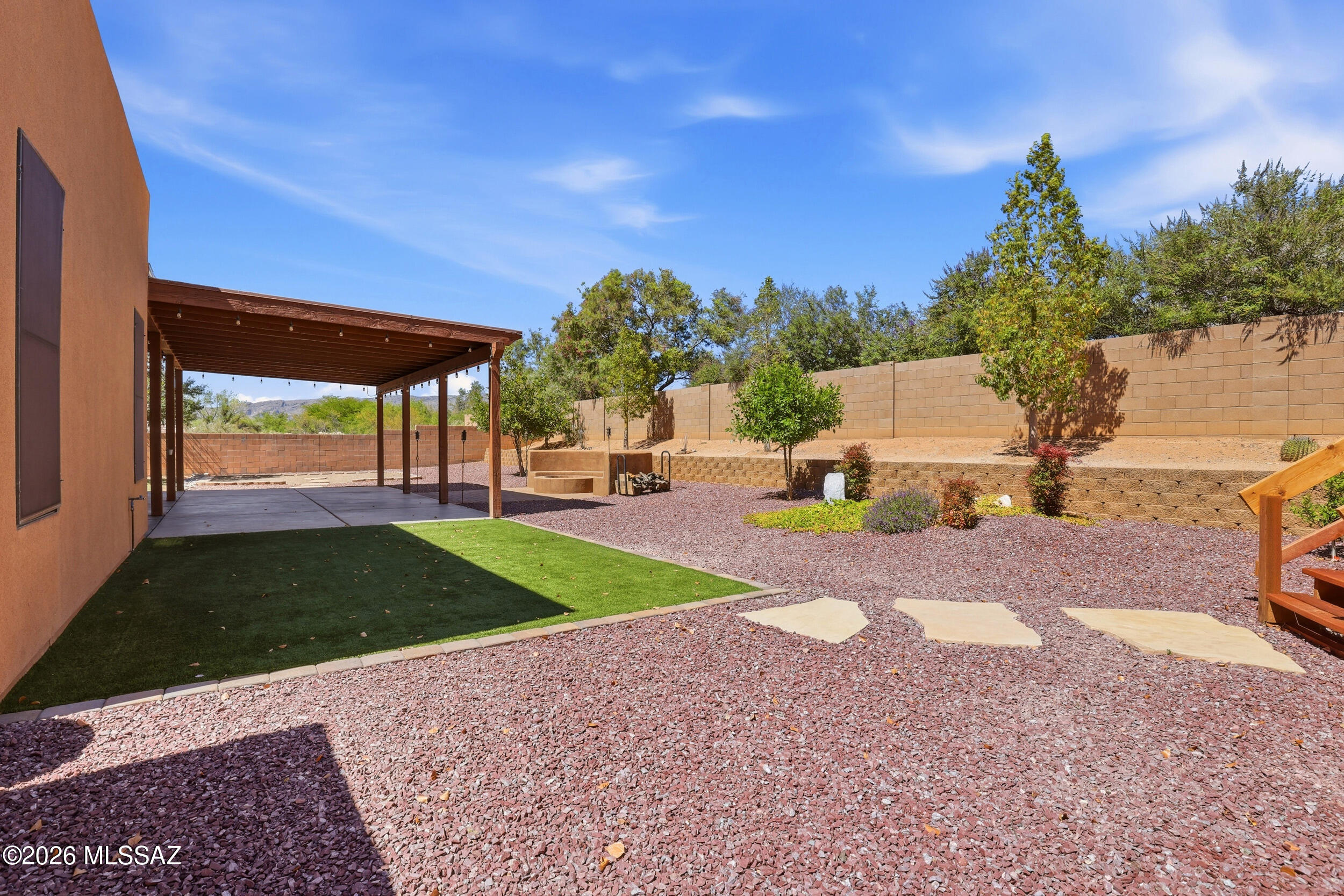 9331 S San Esteban Drive