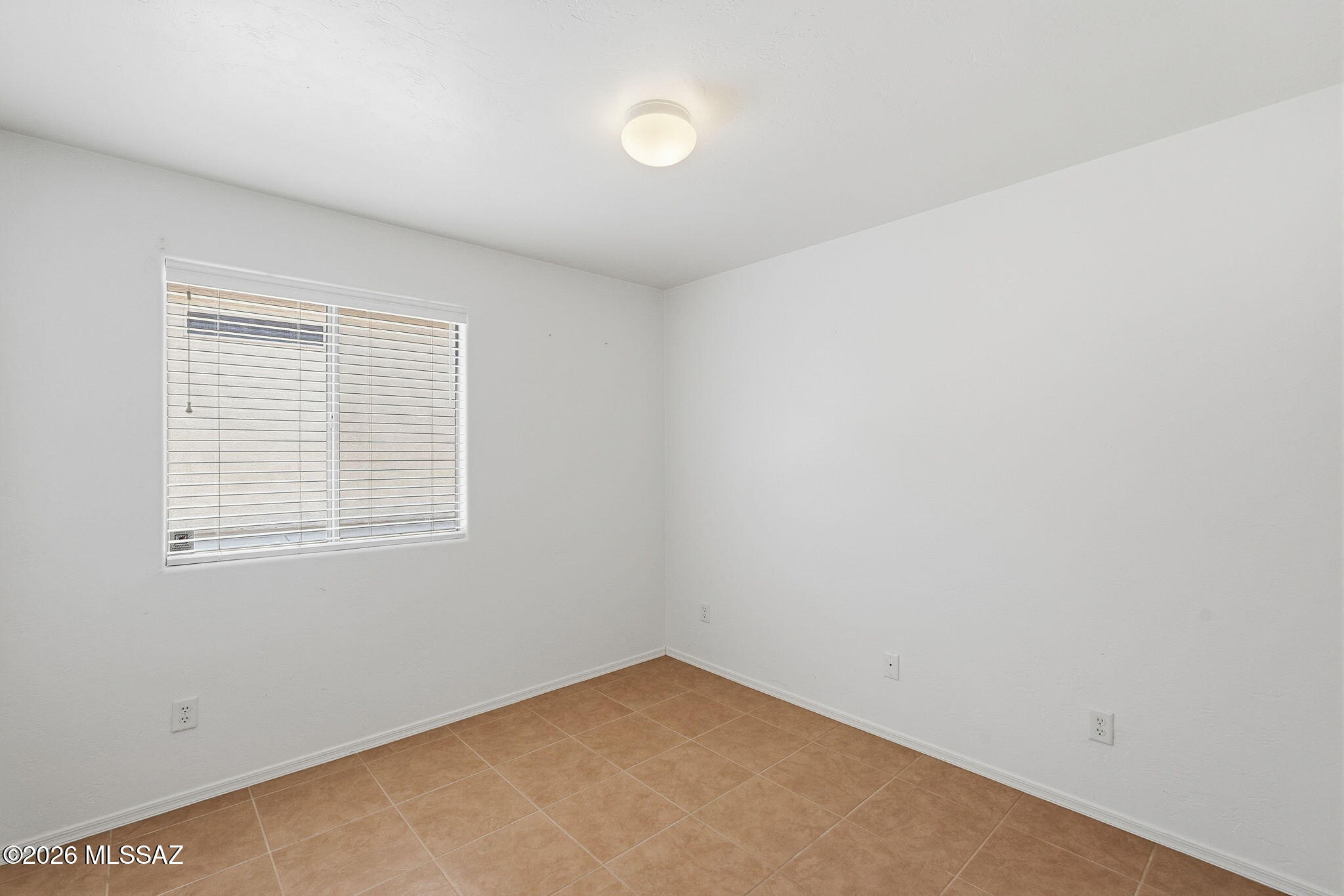 8435 E Bowline Road