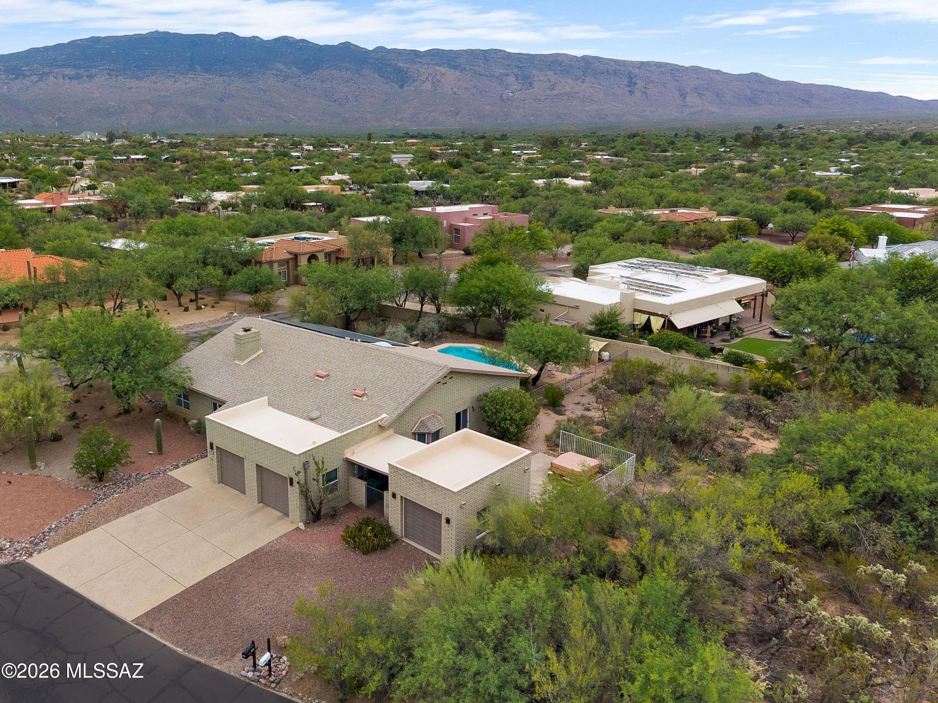 12390 E Avenida De La Vista Verde