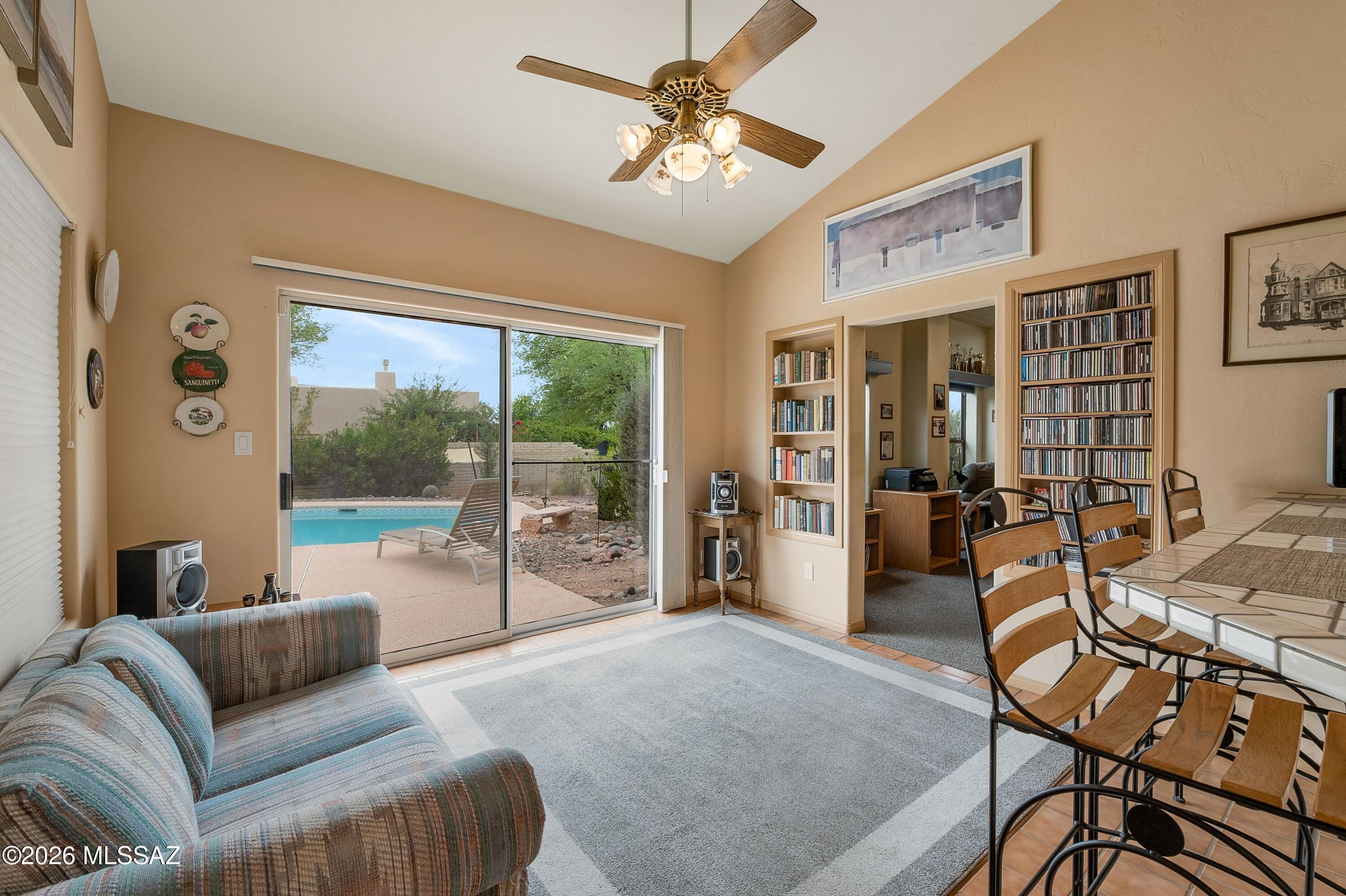 12390 E Avenida De La Vista Verde