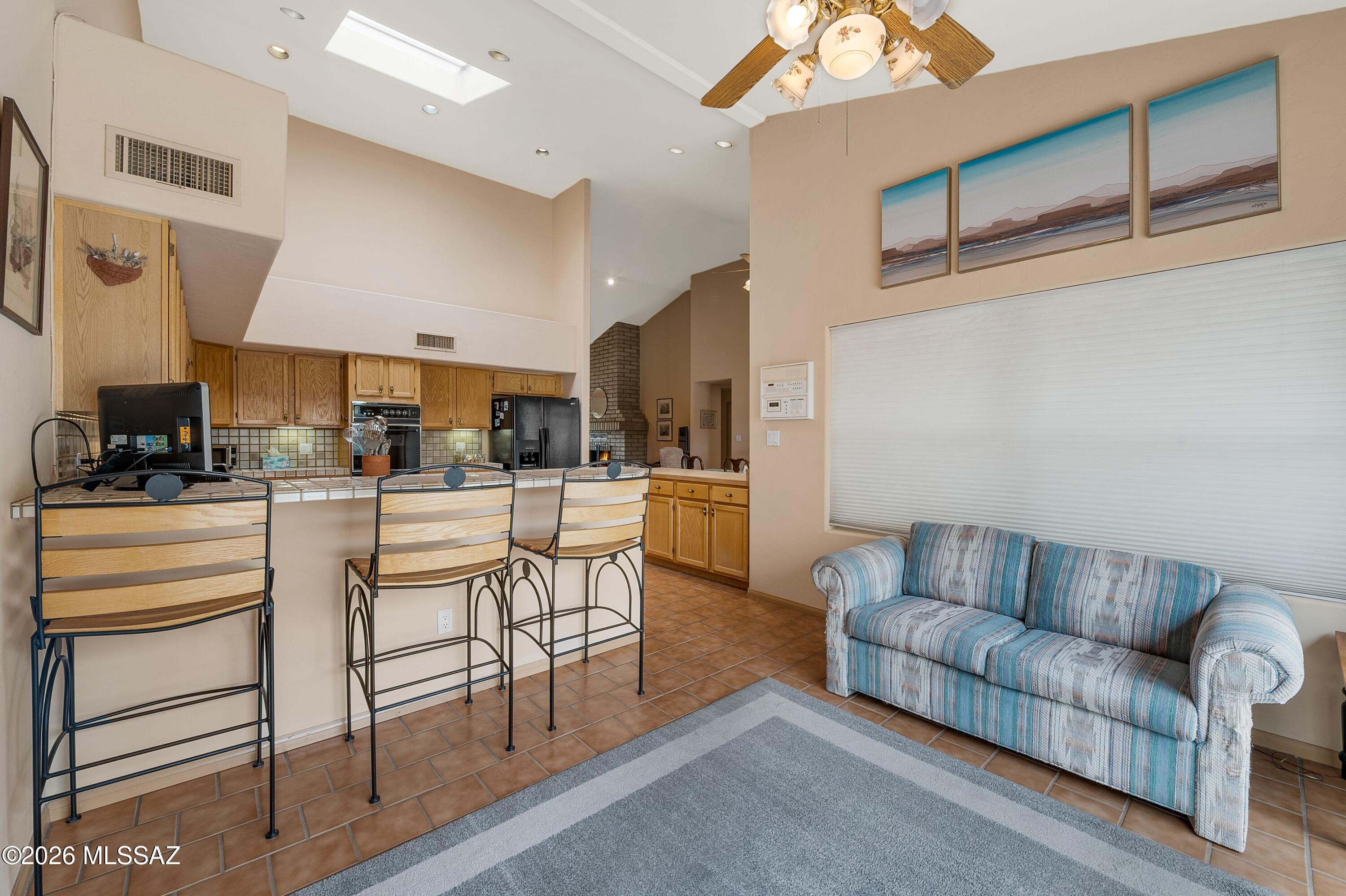12390 E Avenida De La Vista Verde