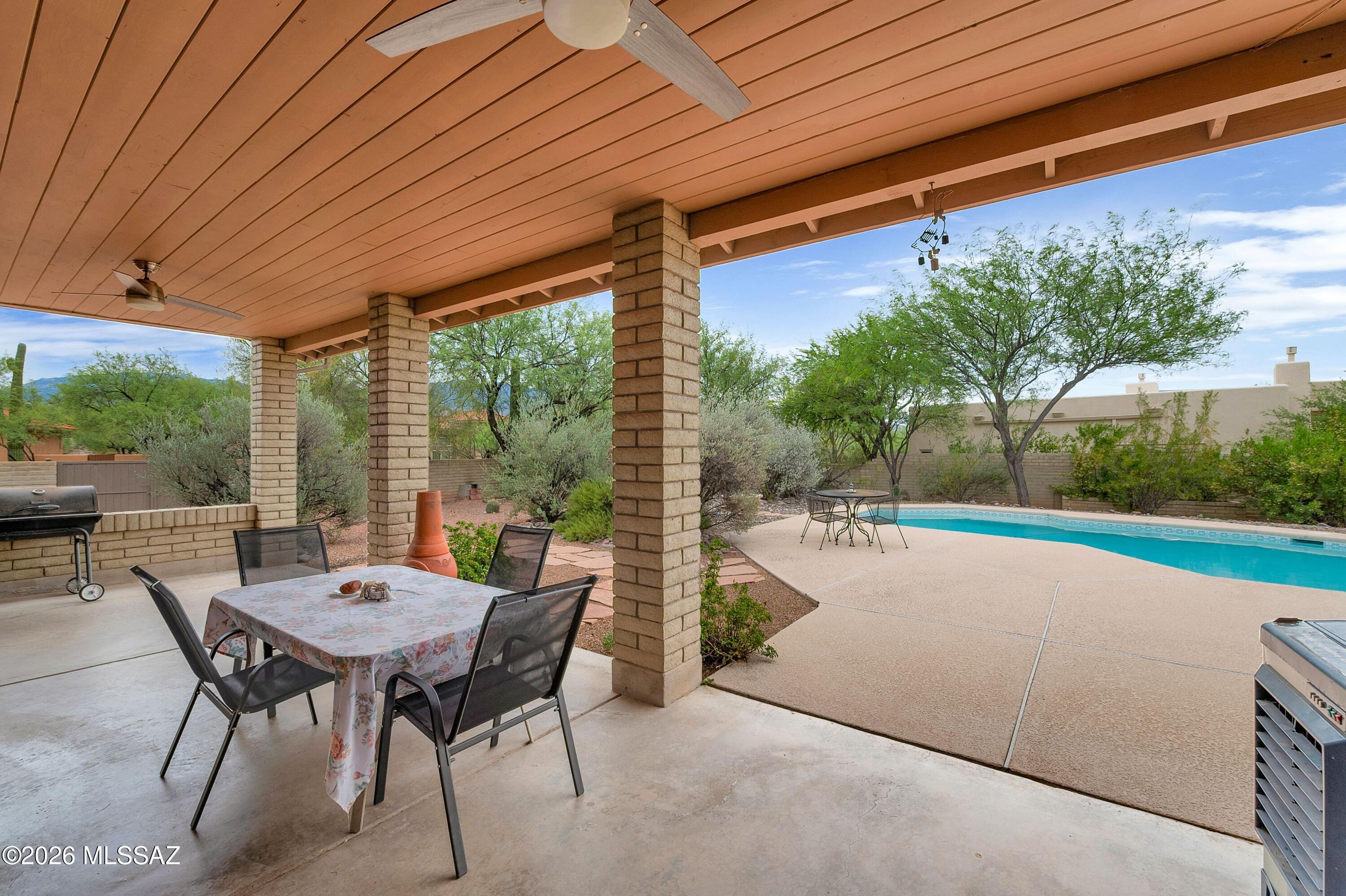 12390 E Avenida De La Vista Verde