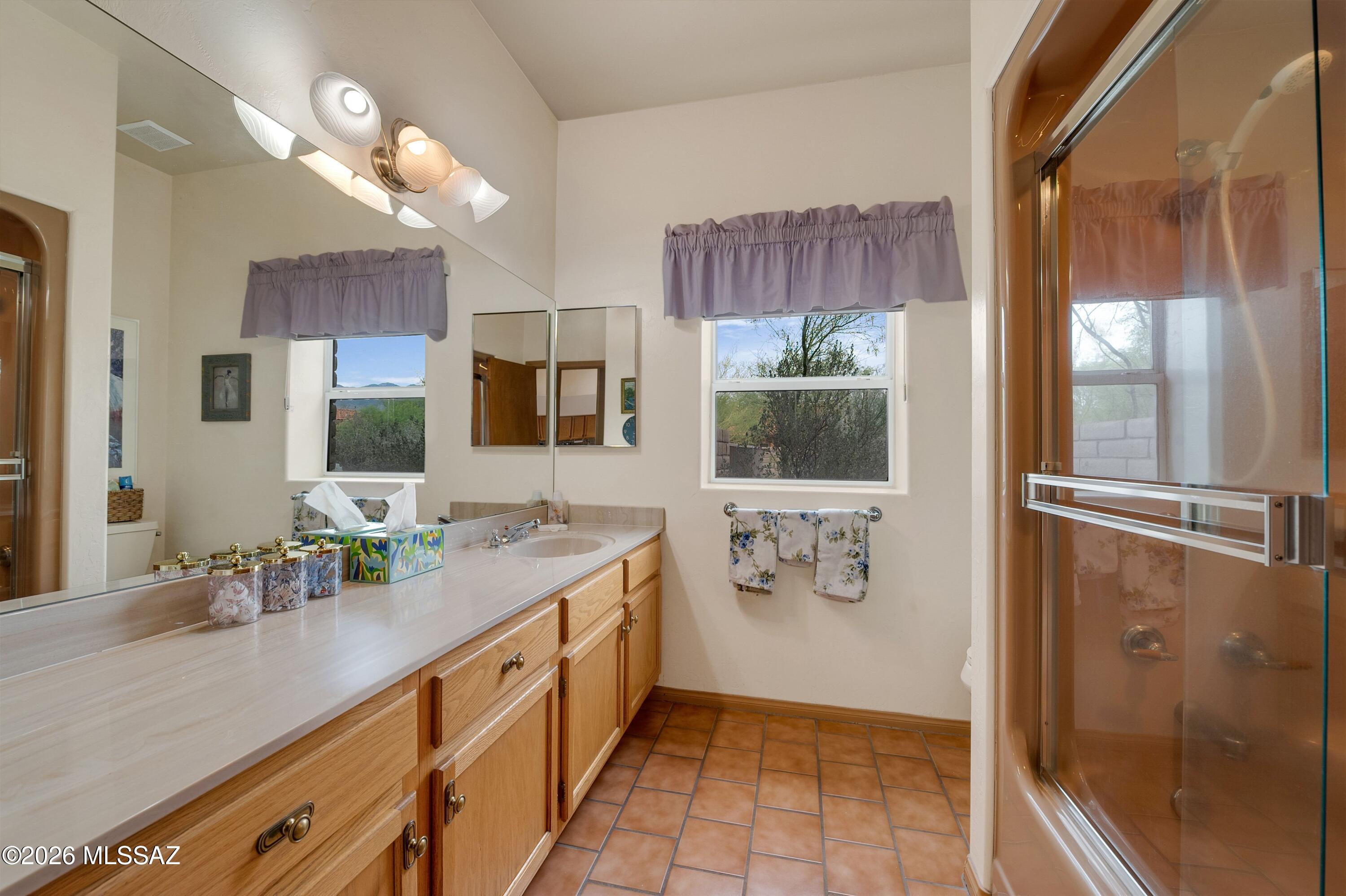 12390 E Avenida De La Vista Verde