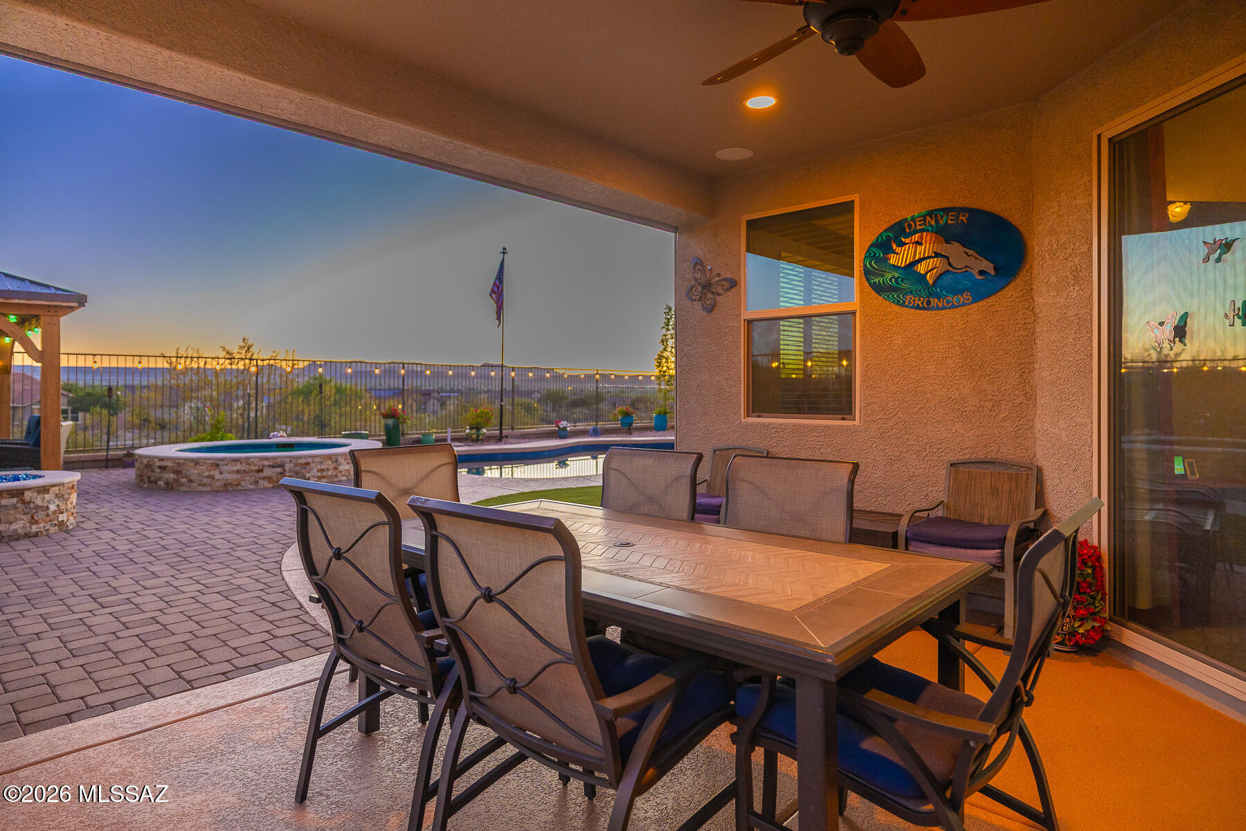 1390 E Stronghold Canyon Lane