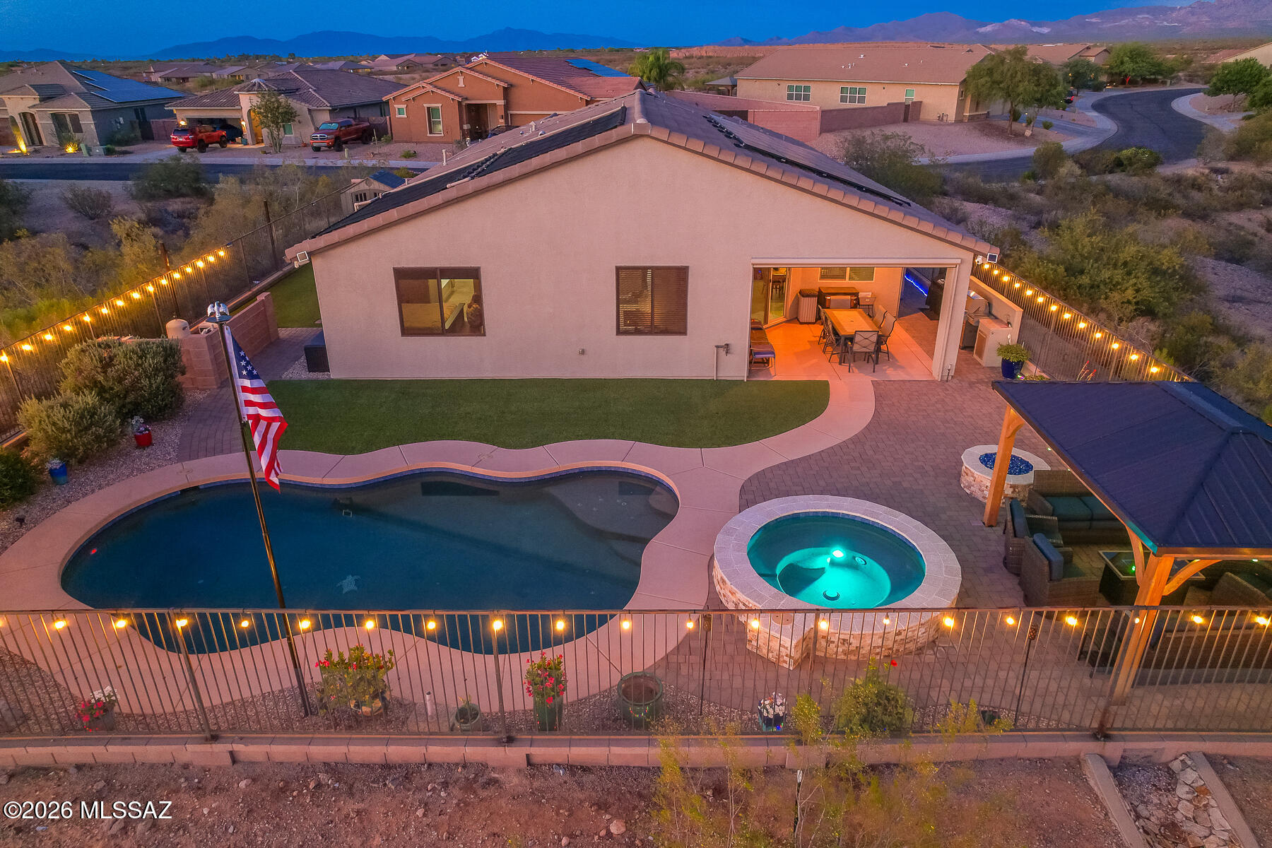 1390 E Stronghold Canyon Lane