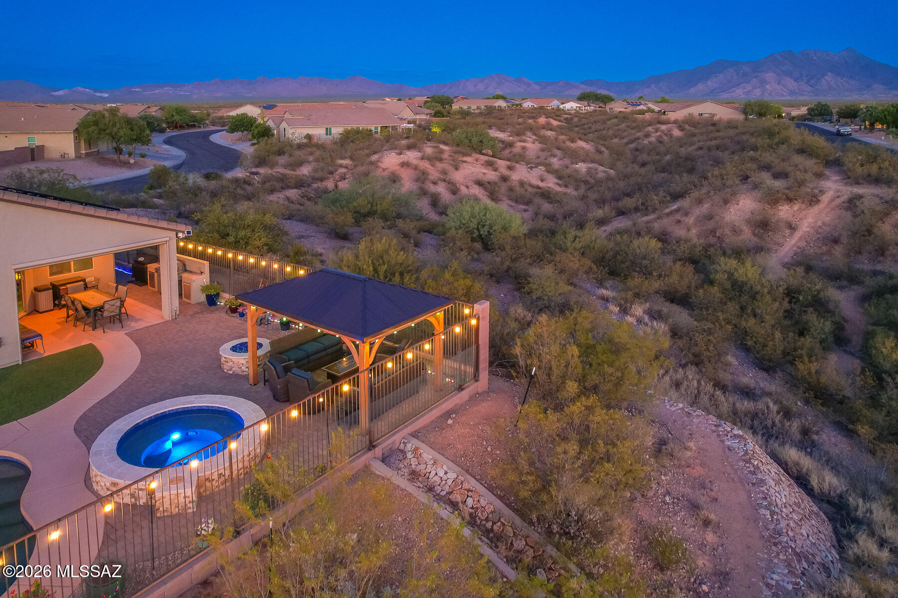 1390 E Stronghold Canyon Lane