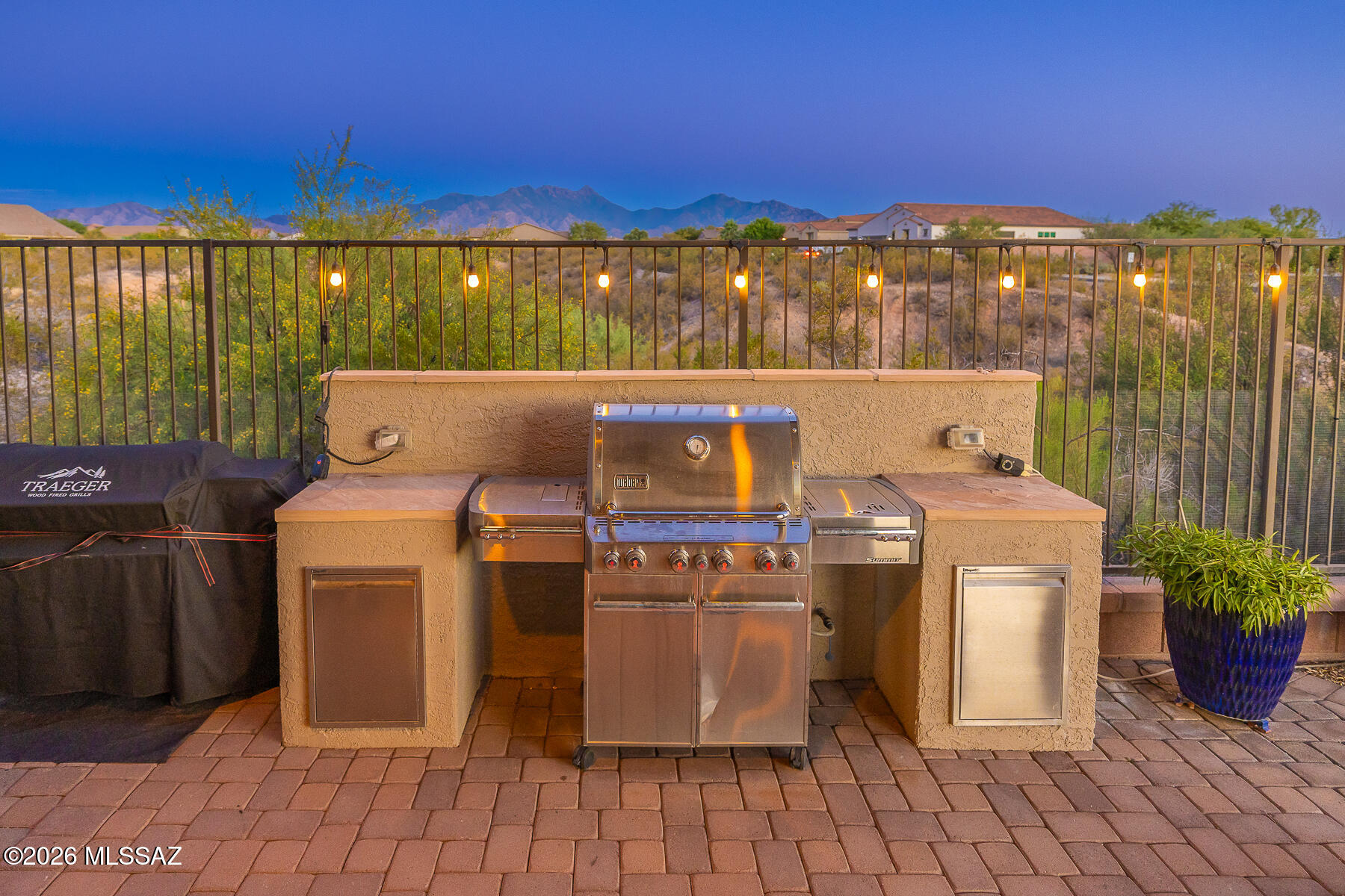 1390 E Stronghold Canyon Lane